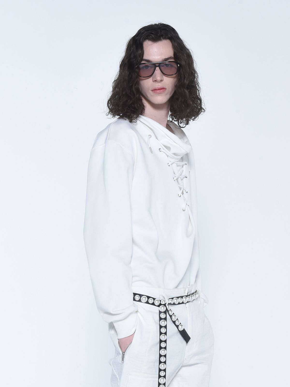 더발론(THE BALLON) MENS LACE UP SWEATSHIRT