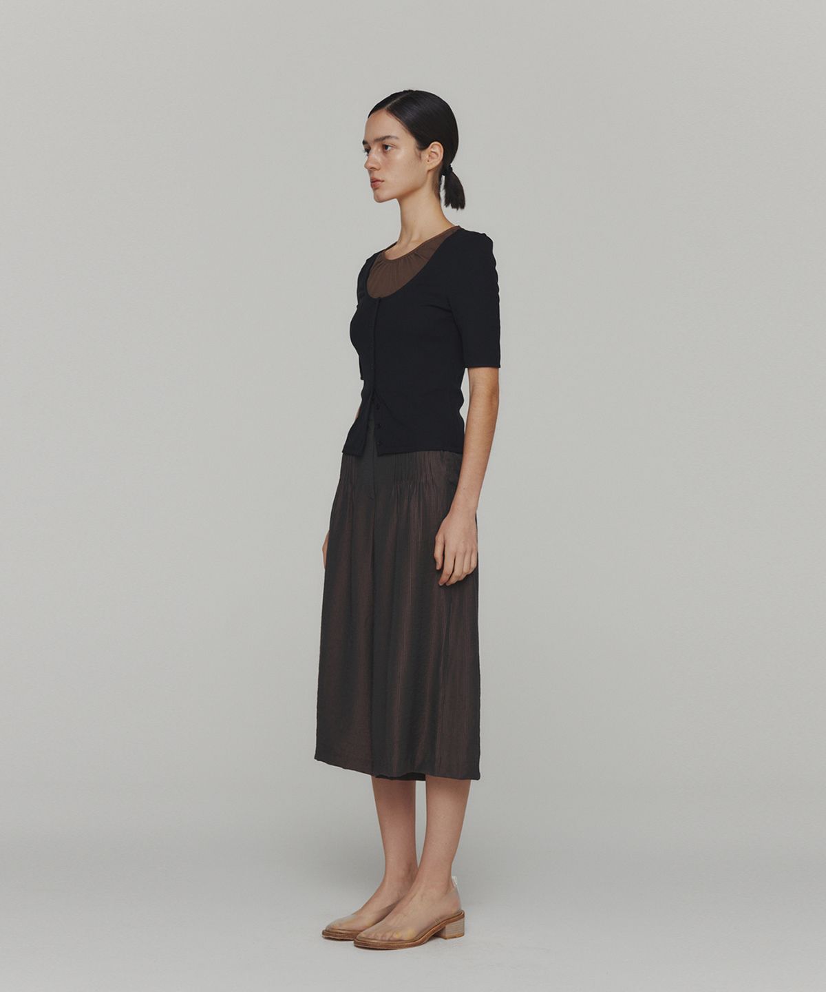 아모멘토(AMOMENTO) RIBBED BUTTON CARDIGAN TOP SET_BLACK