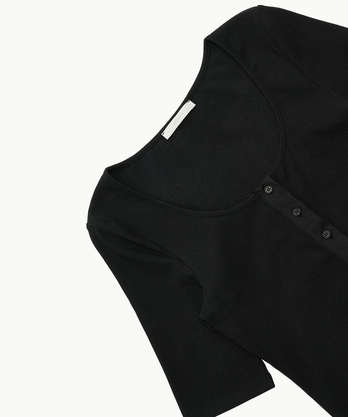 아모멘토(AMOMENTO) RIBBED BUTTON CARDIGAN TOP SET_BLACK