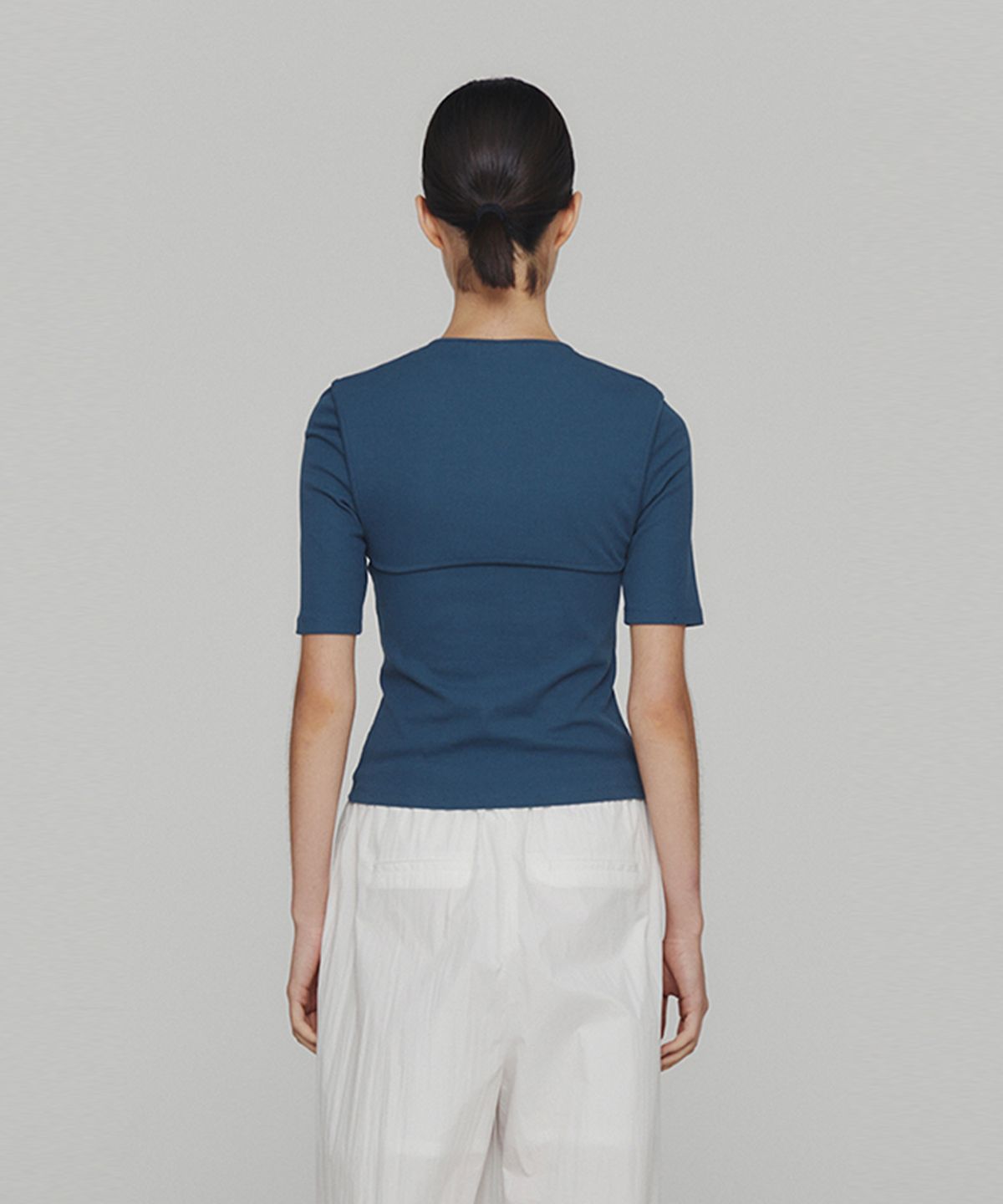 아모멘토(AMOMENTO) RIBBED BUTTON CARDIGAN TOP SET_BLUE