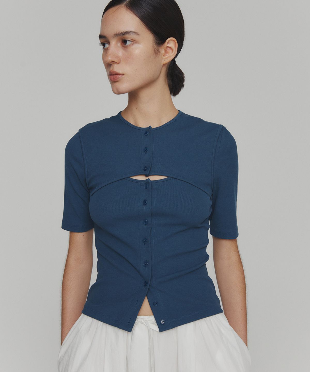 아모멘토(AMOMENTO) RIBBED BUTTON CARDIGAN TOP SET_BLUE