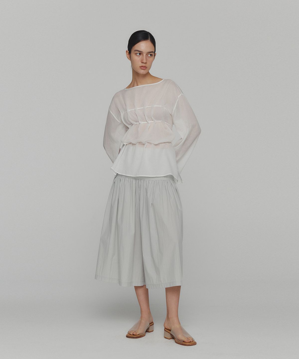 아모멘토(AMOMENTO) SHEER COTTON DRAWSTRING TOP_WHITE