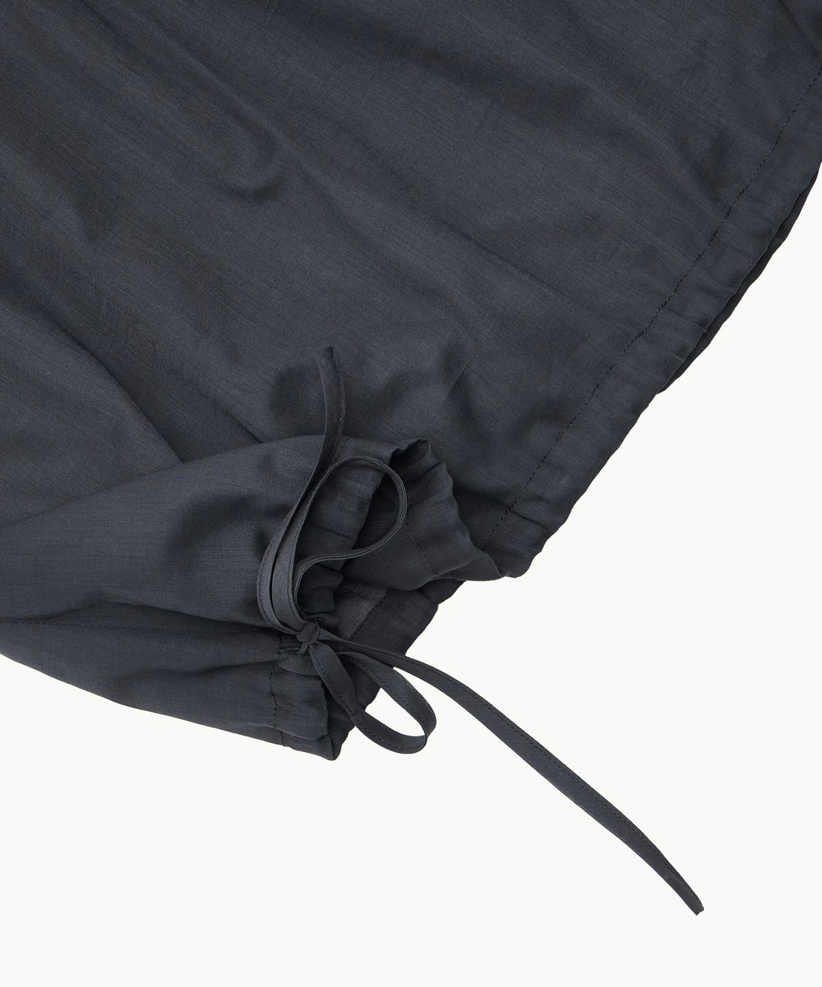 아모멘토(AMOMENTO) SHEER VOLUME SHIRRING TOP_NAVY