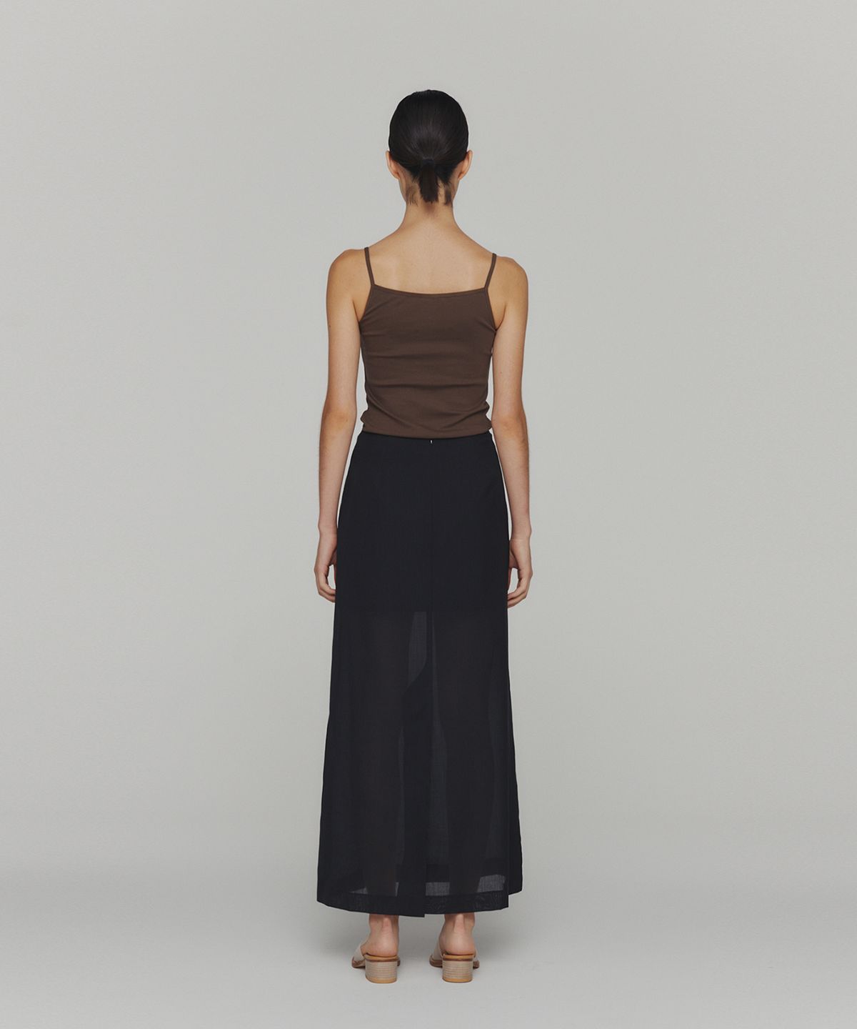 아모멘토(AMOMENTO) RIBBED SLEEVELESS TOP_BROWN