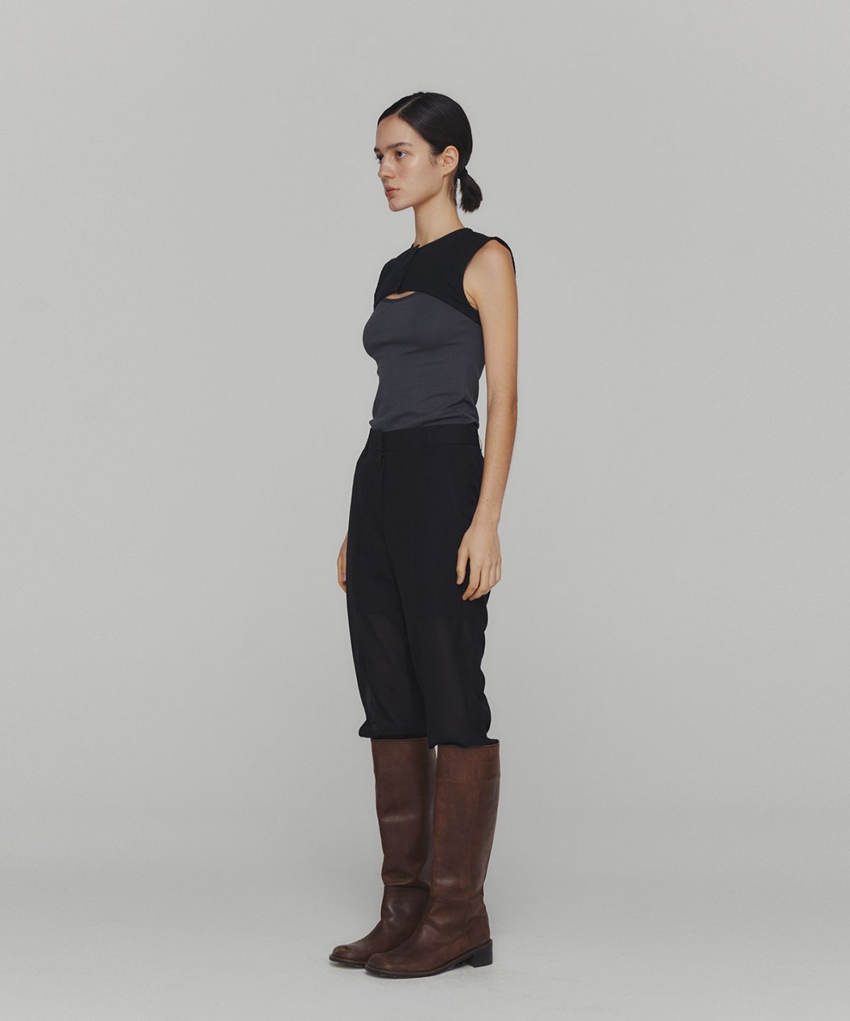 아모멘토(AMOMENTO) RIBBED SLEEVELESS TOP_CHARCOAL