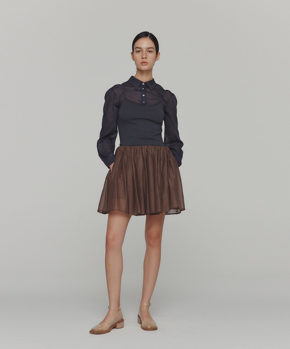 아모멘토(AMOMENTO) RIBBED SLEEVELESS TOP_CHARCOAL