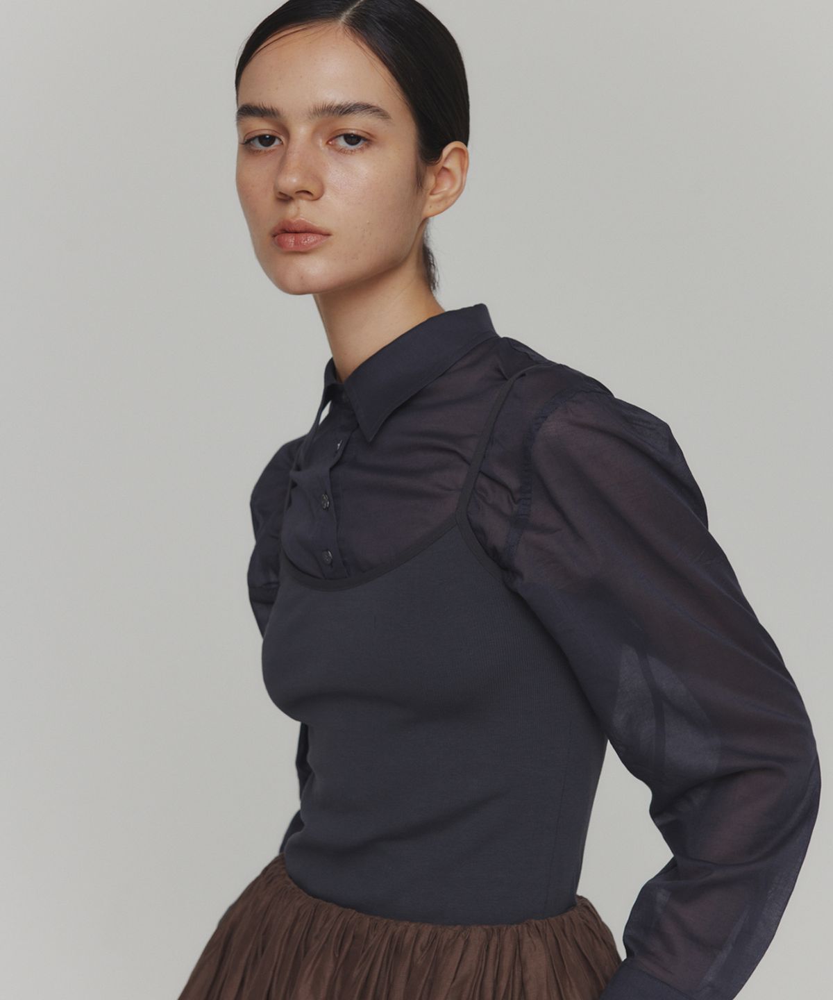 아모멘토(AMOMENTO) RIBBED SLEEVELESS TOP_CHARCOAL