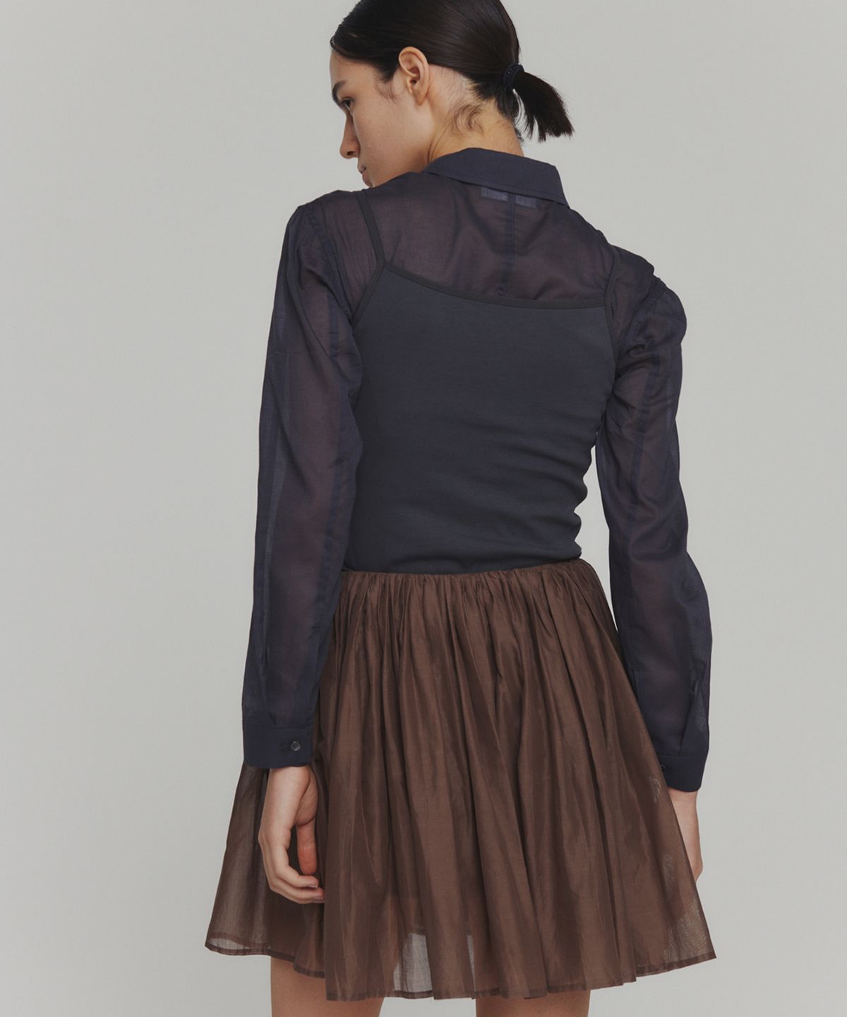 아모멘토(AMOMENTO) COTTON SHIRRING BANDING SKORTS_BROWN