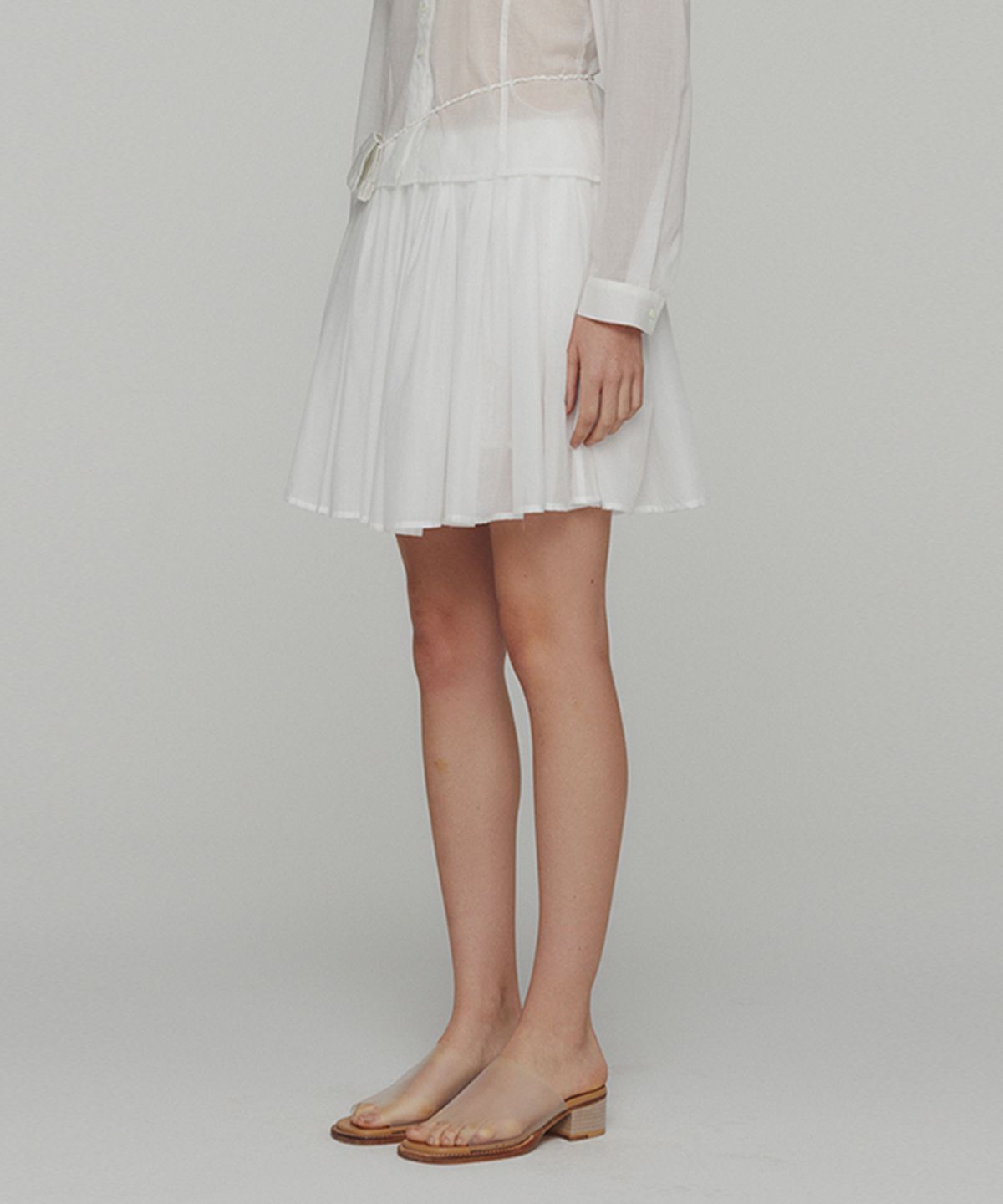 아모멘토(AMOMENTO) COTTON SHIRRING BANDING SKORTS_WHITE