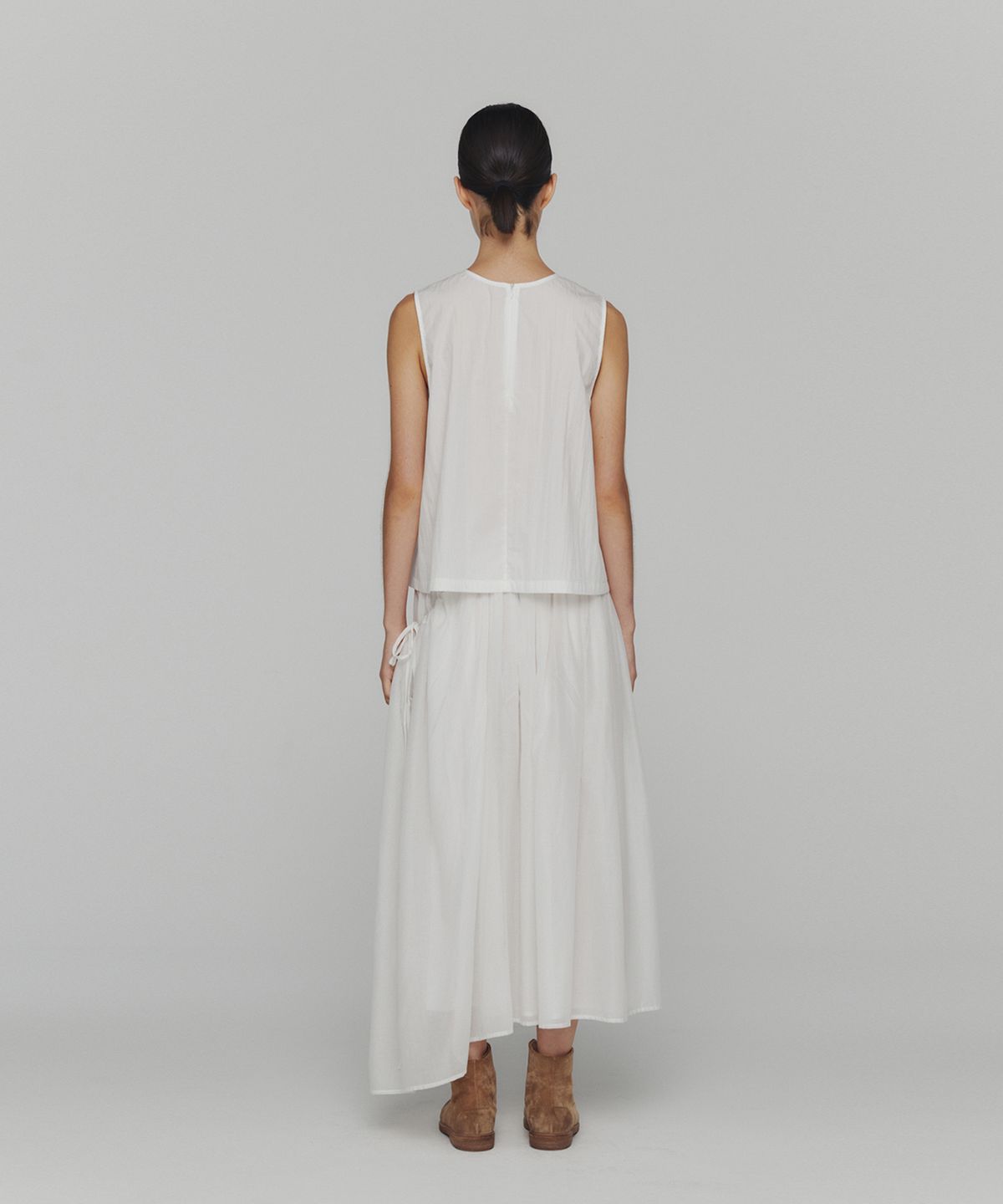 아모멘토(AMOMENTO) DRAWSTRING SHEER SHIRRING SKIRT_WHITE