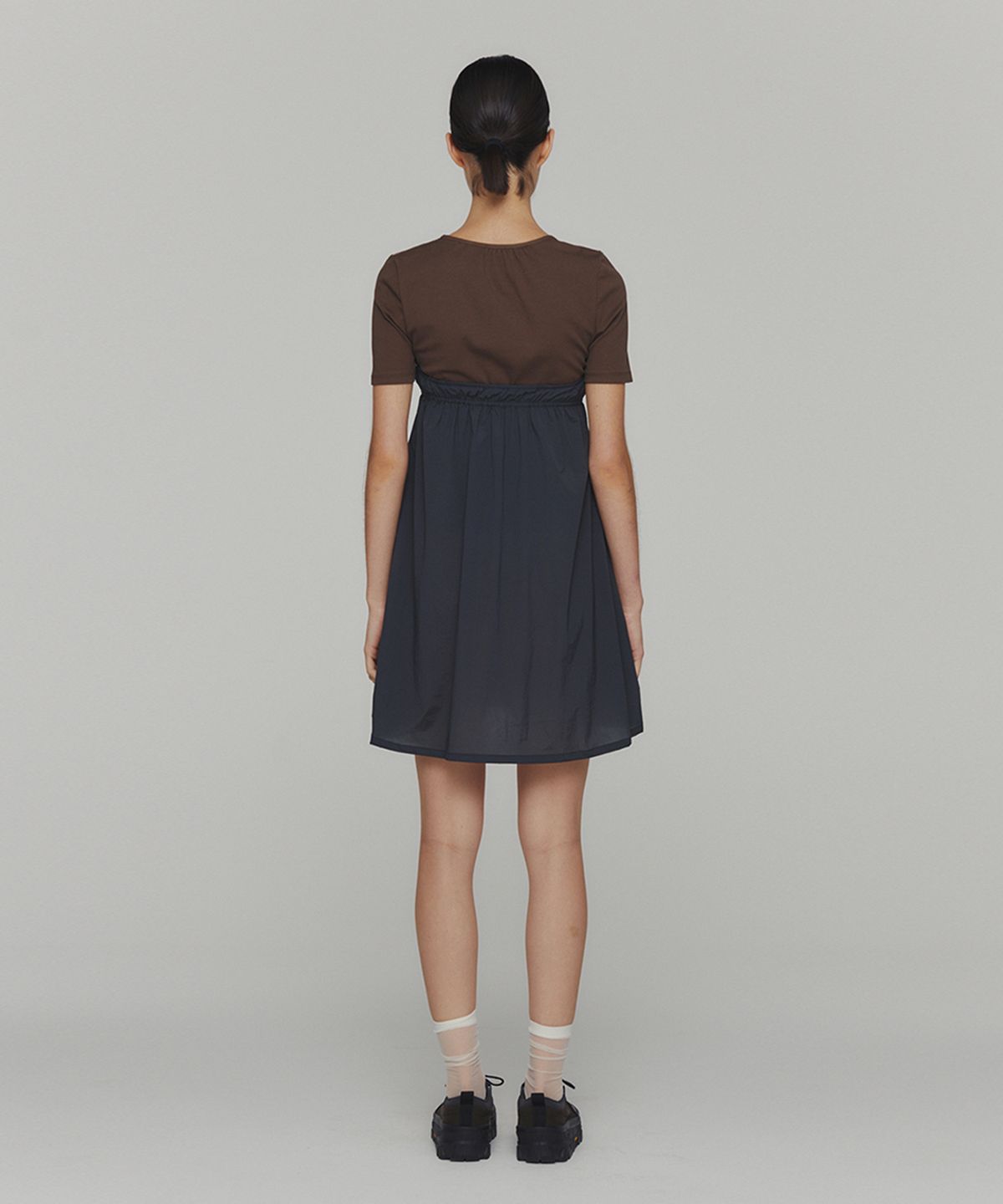 아모멘토(AMOMENTO) CORSET MINI DRESS_CHARCOAL
