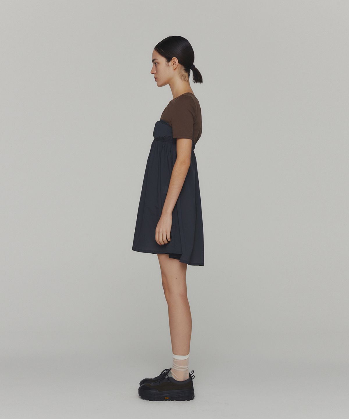 아모멘토(AMOMENTO) CORSET MINI DRESS_CHARCOAL