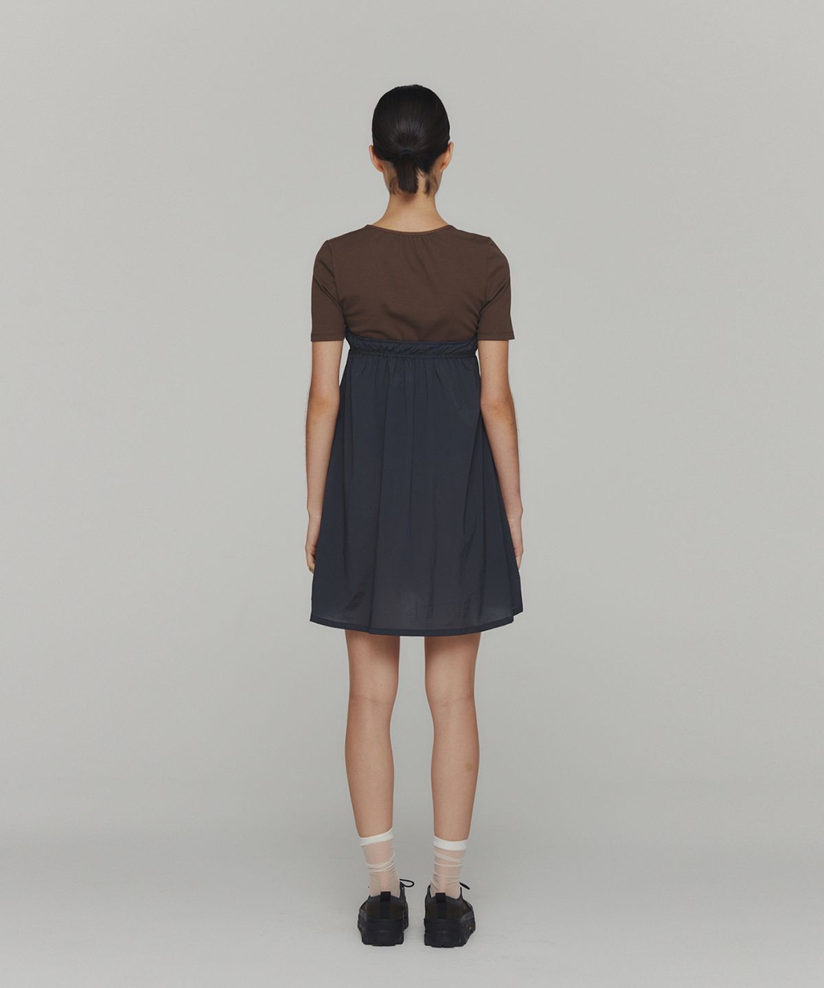 아모멘토(AMOMENTO) CORSET MINI DRESS_CHARCOAL
