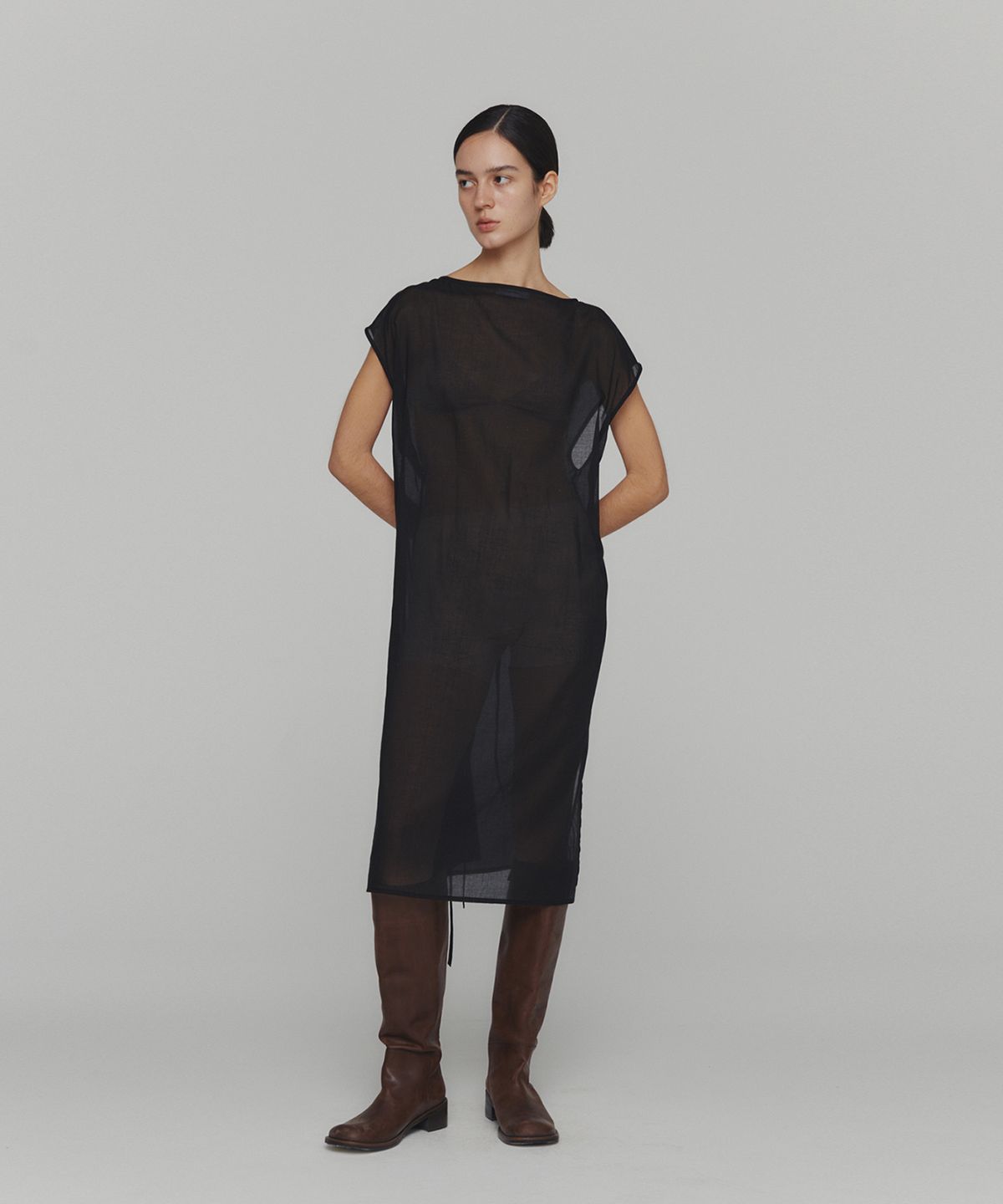 아모멘토(AMOMENTO) SHEER DRAWSTRING DRESS_BLACK