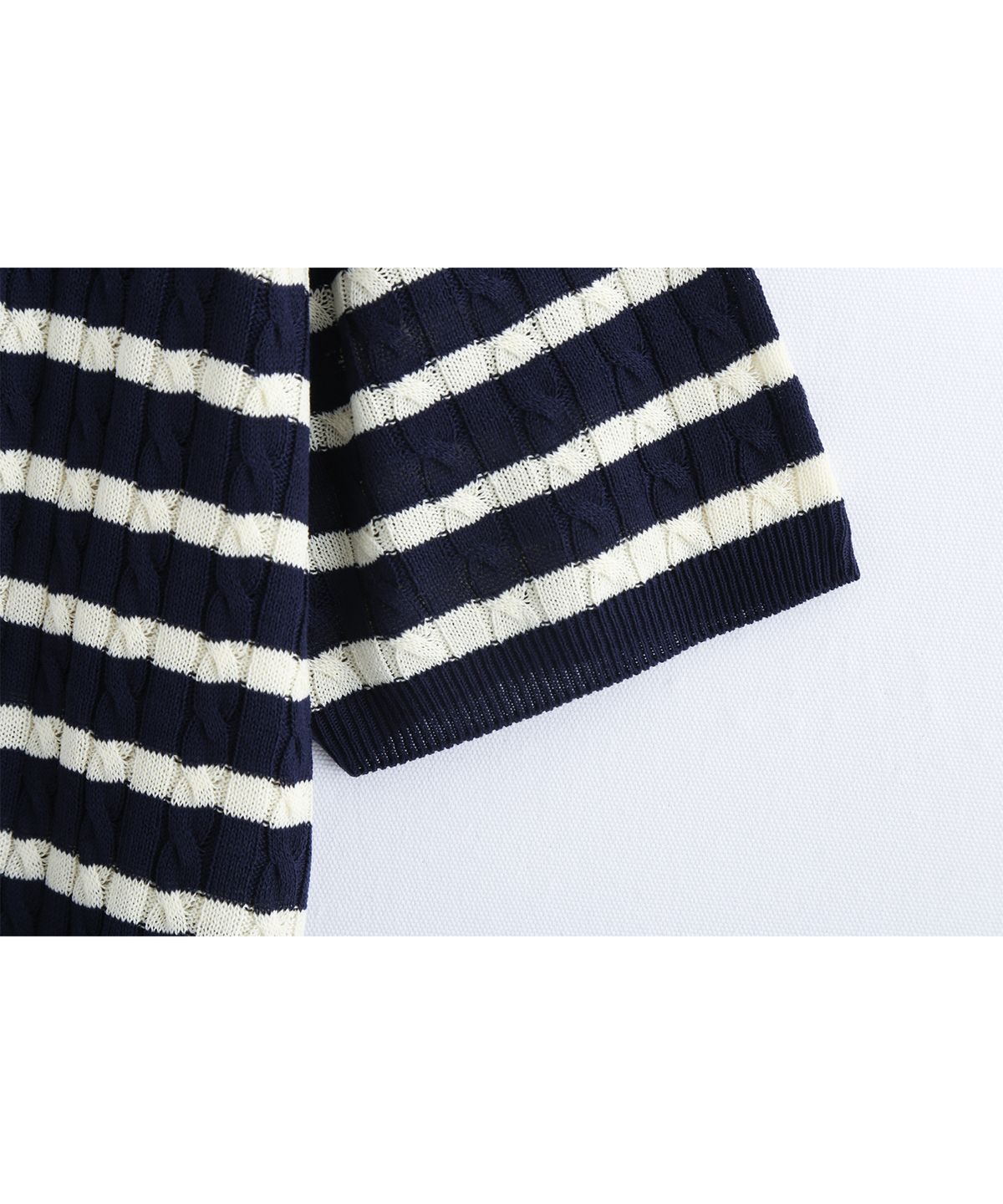 애쉬아워(ASHOUR) Stripe Cable Knit Navy
