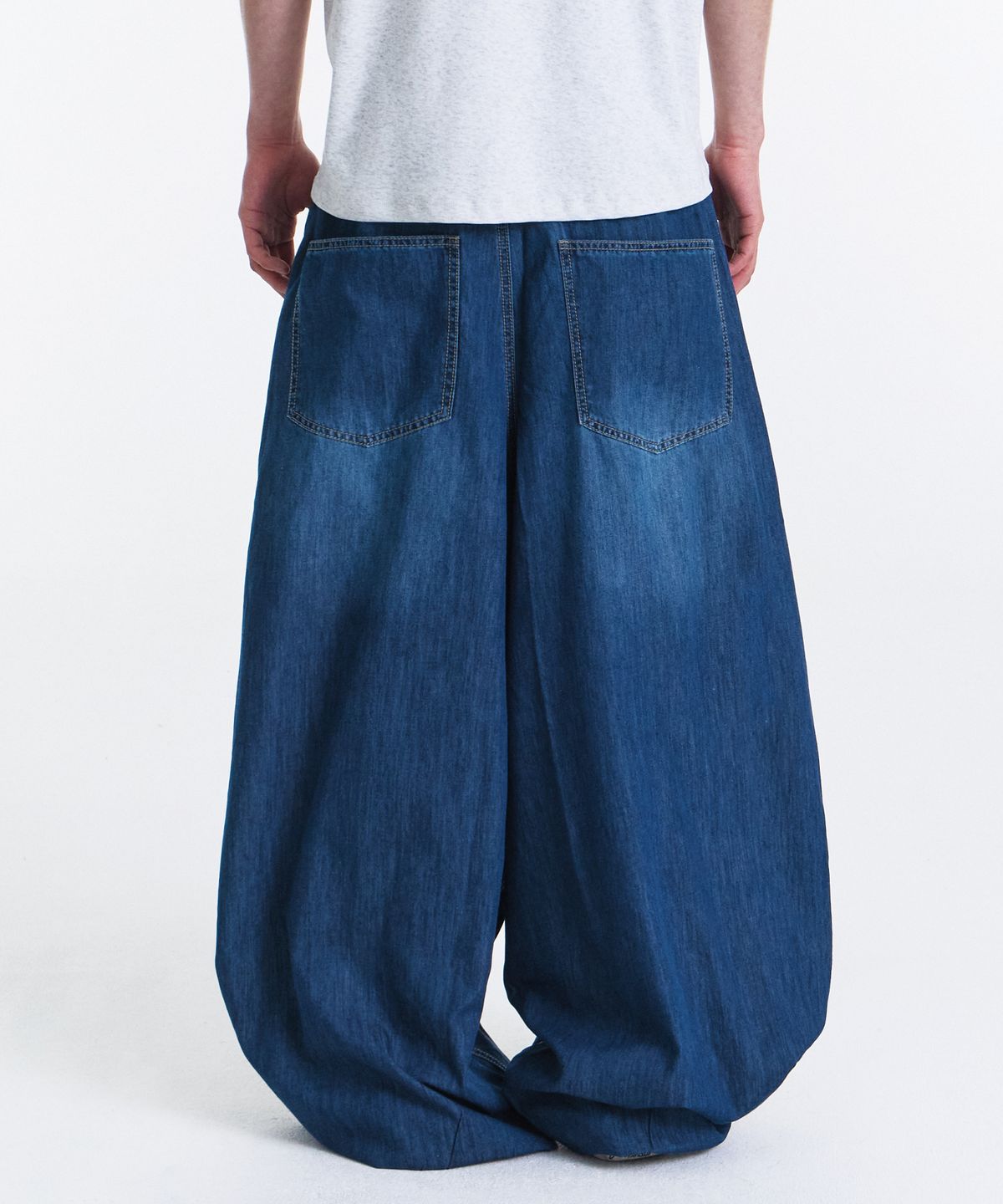 기철(KICHUL) SUMMER VACATION BALLOON PANTS (DARK BLUE)