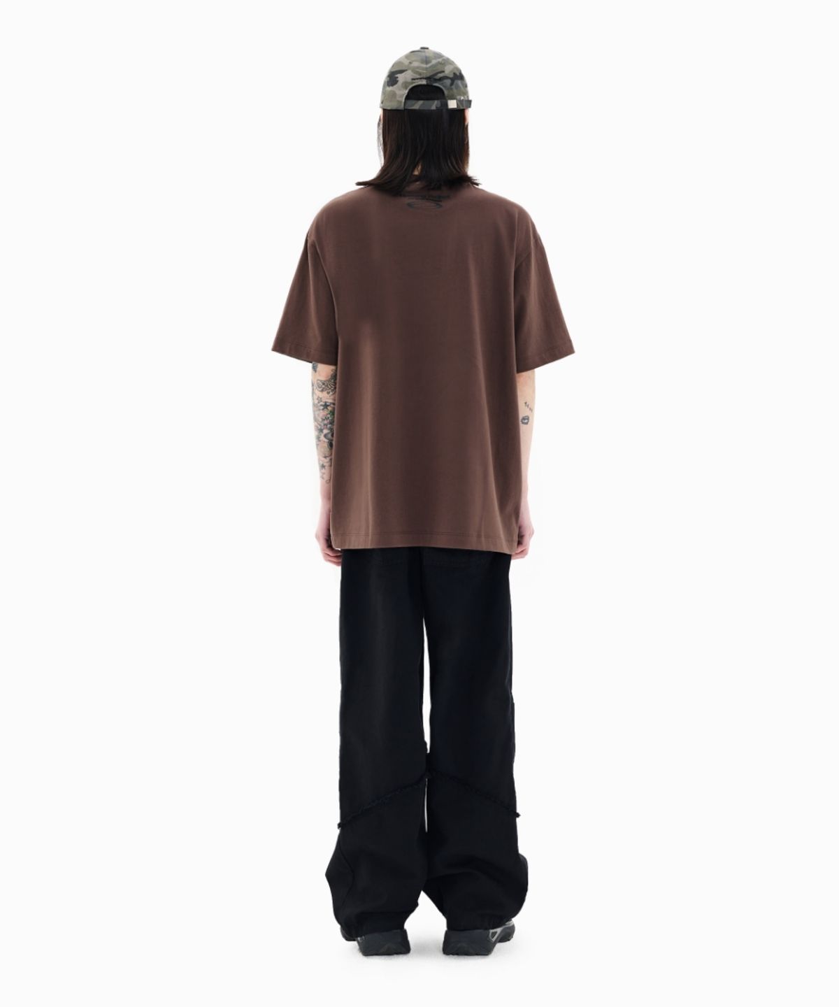 오프닝프로젝트(OPENING PROJECT) Identity T Shirt - Dark Brown