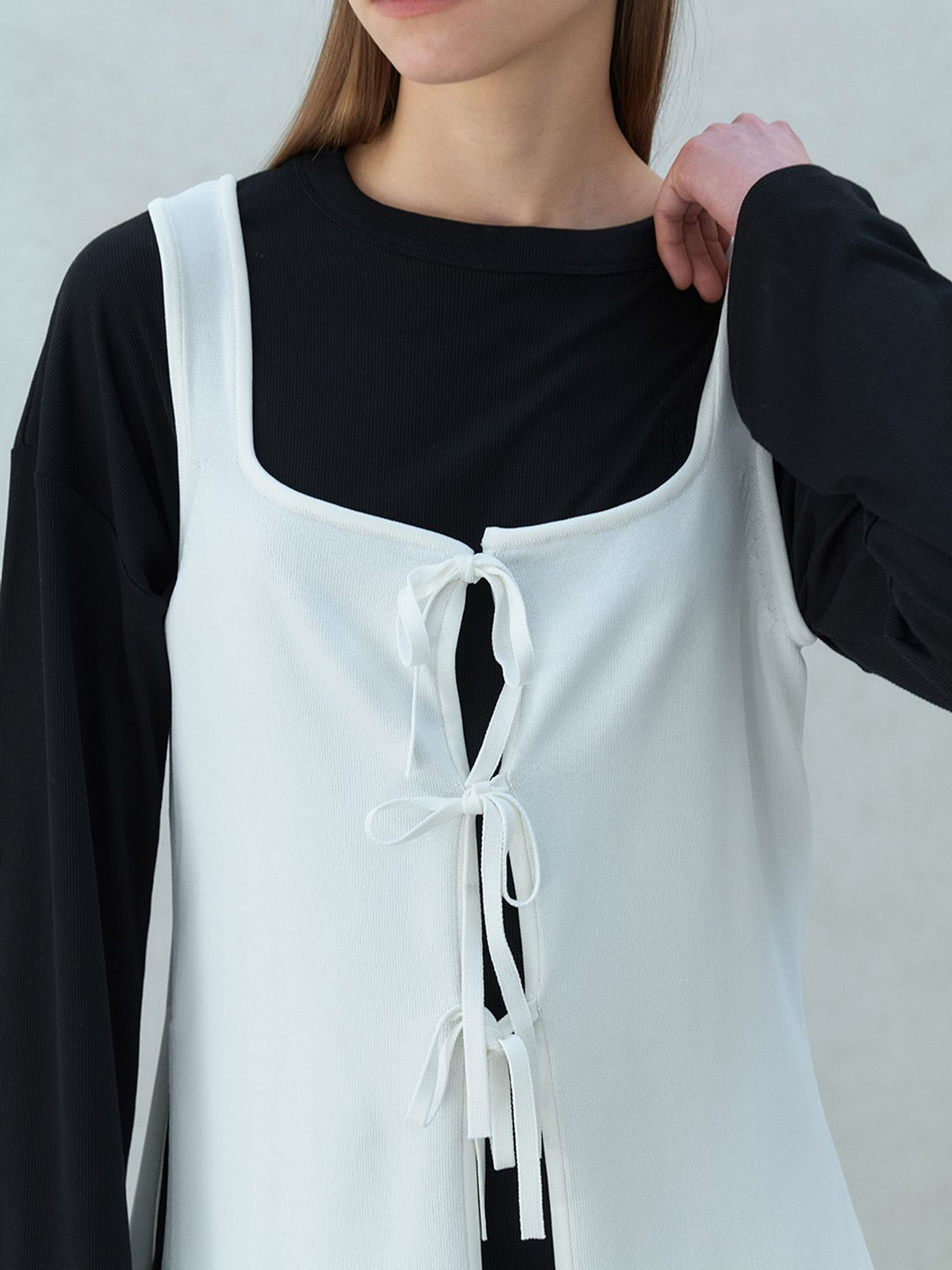 아코크(ACOC) Flora Tie Vest_Ivory