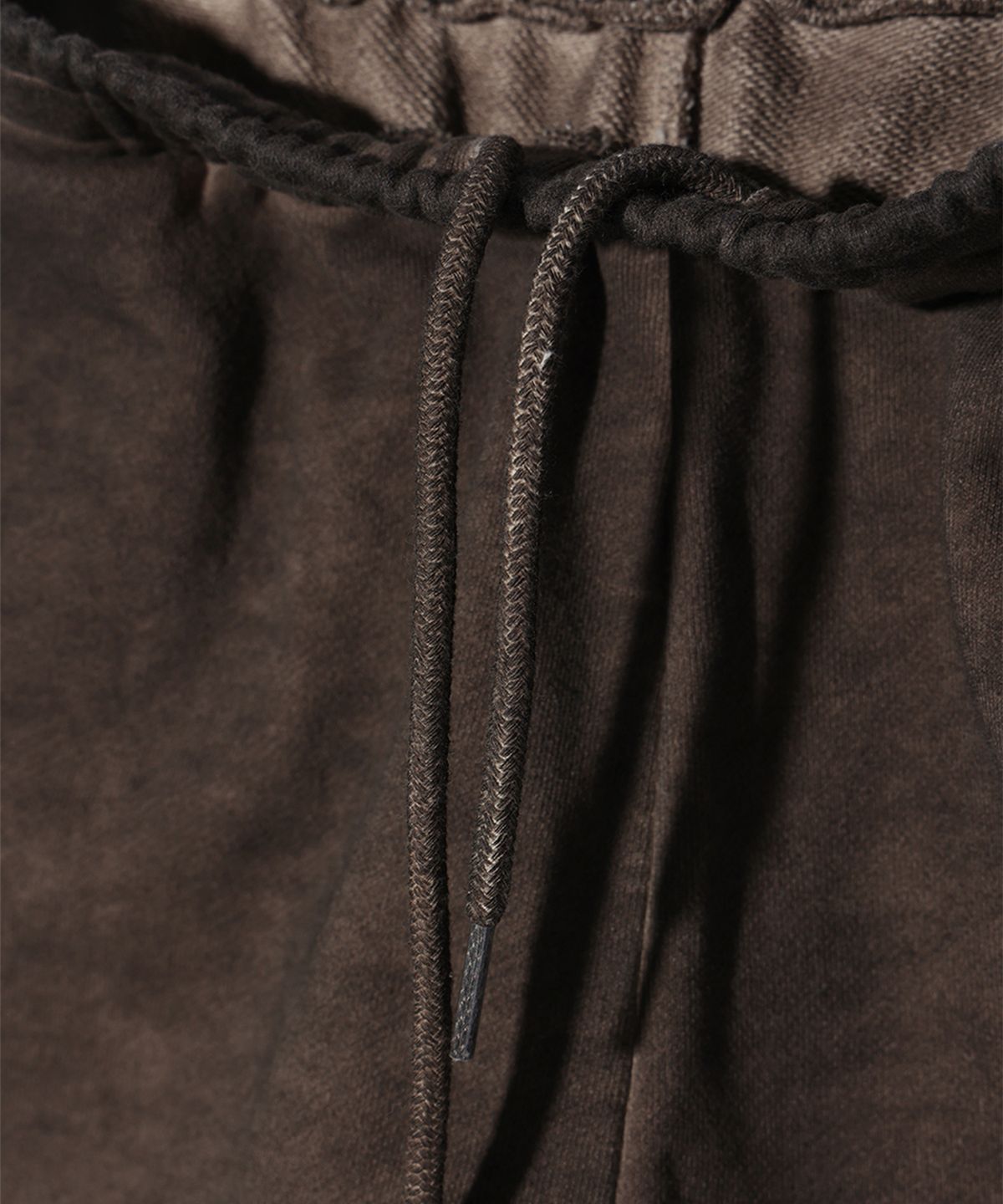 크리틱(CRITIC) WORMHOLE WASHED SHORT PANTS BROWN