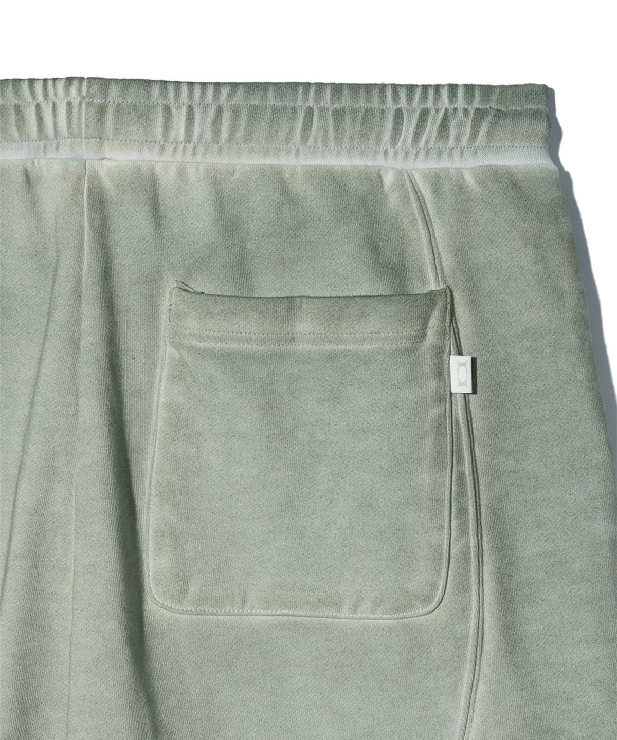 크리틱(CRITIC) WORMHOLE WASHED SHORT PANTS LIGHT KHAKI