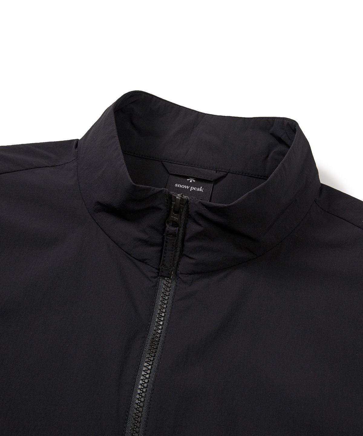 스노우피크 어패럴(SNOWPEAK APPAREL) 씬테크 우븐 스탠드넥 반팔 아노락 Black (S24MMSAN34)