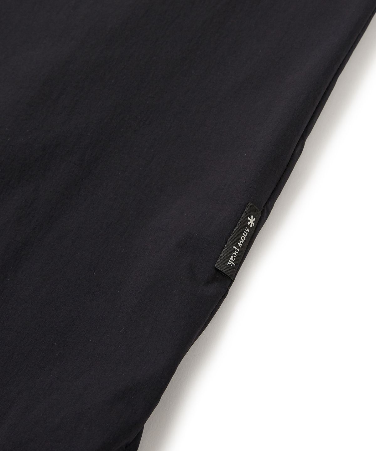 스노우피크 어패럴(SNOWPEAK APPAREL) 씬테크 우븐 스탠드넥 반팔 아노락 Black (S24MMSAN34)