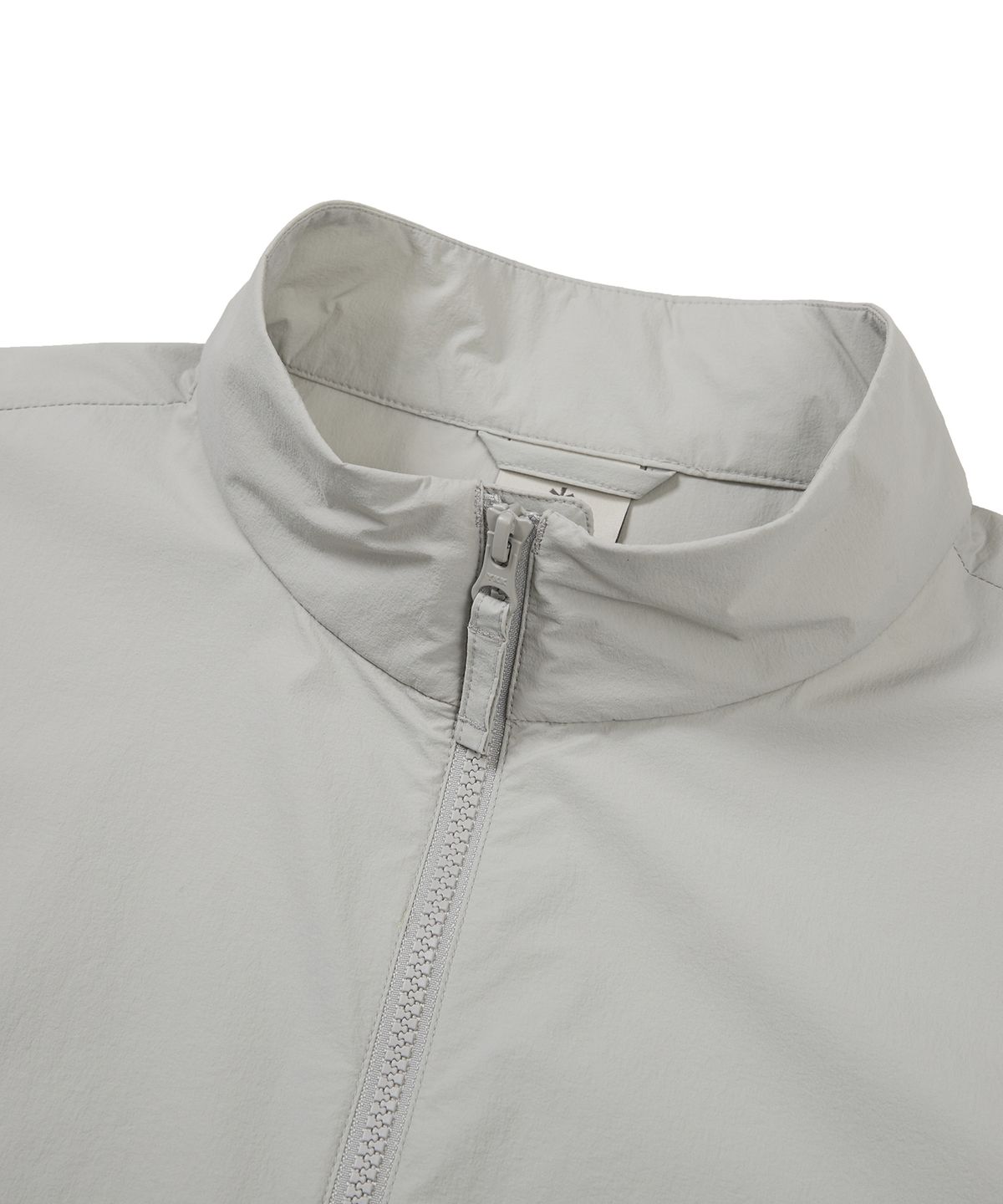 스노우피크 어패럴(SNOWPEAK APPAREL) 씬테크 우븐 스탠드넥 반팔 아노락 Light Gray (S24MMSAN34)