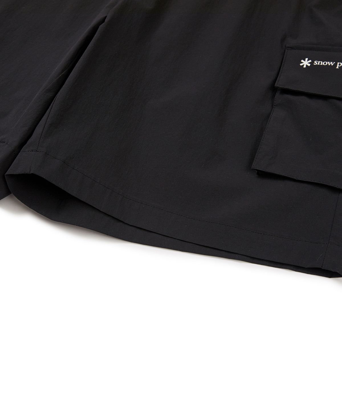 스노우피크 어패럴(SNOWPEAK APPAREL) 씬테크 우븐 카고 반바지 Black (S24MUSHP62)