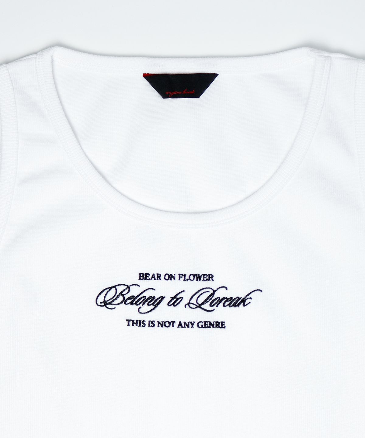 애니타임로릭(ANYTIME LOREAK) LOTUS U-NECK SLEEVE-WHITE