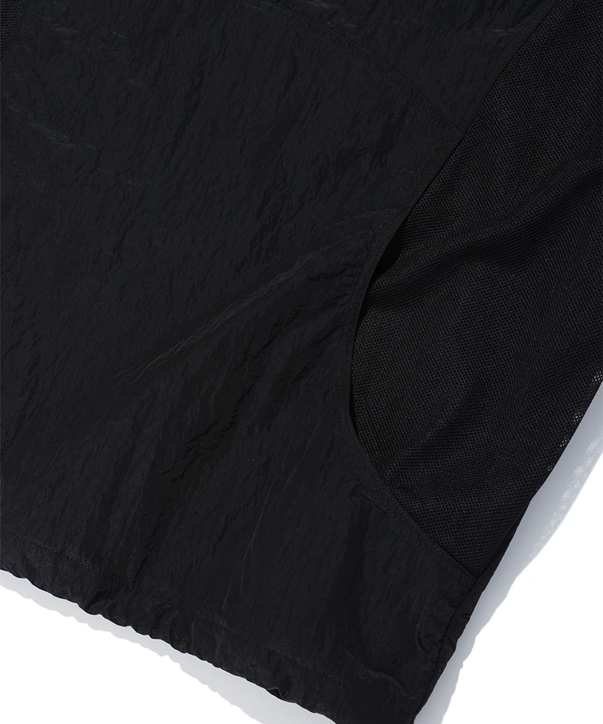 크리틱(CRITIC) HALF ZIP WOVEN ANORAK BLACK