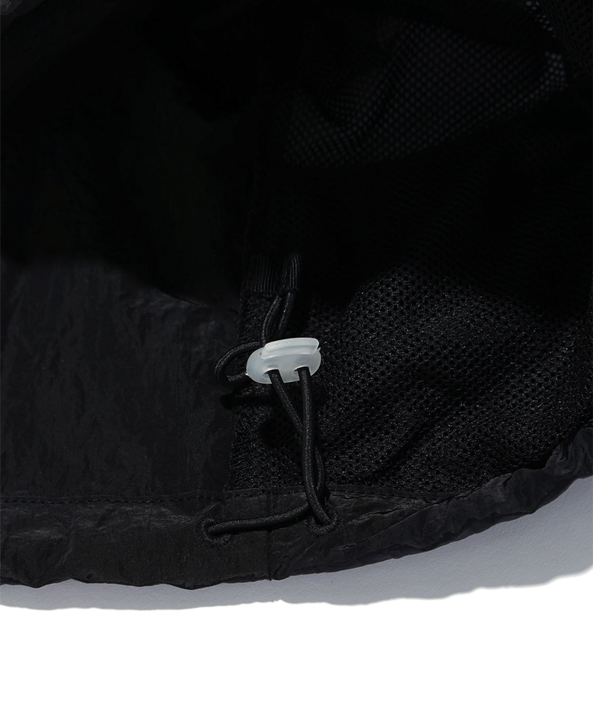 크리틱(CRITIC) HALF ZIP WOVEN ANORAK BLACK