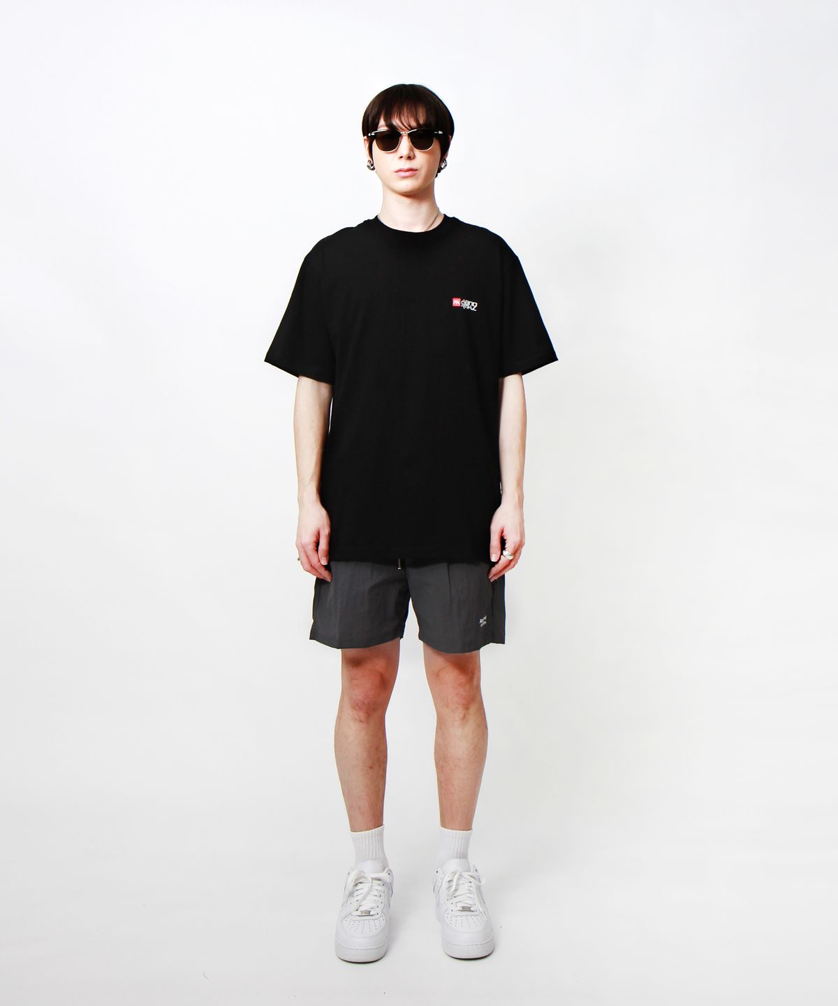 앱놀머씽(ABNORMALTHING) 심볼릭 미니 오버핏 티셔츠 블랙  (SYMBOLIC MINI T-SHIRT BLACK)