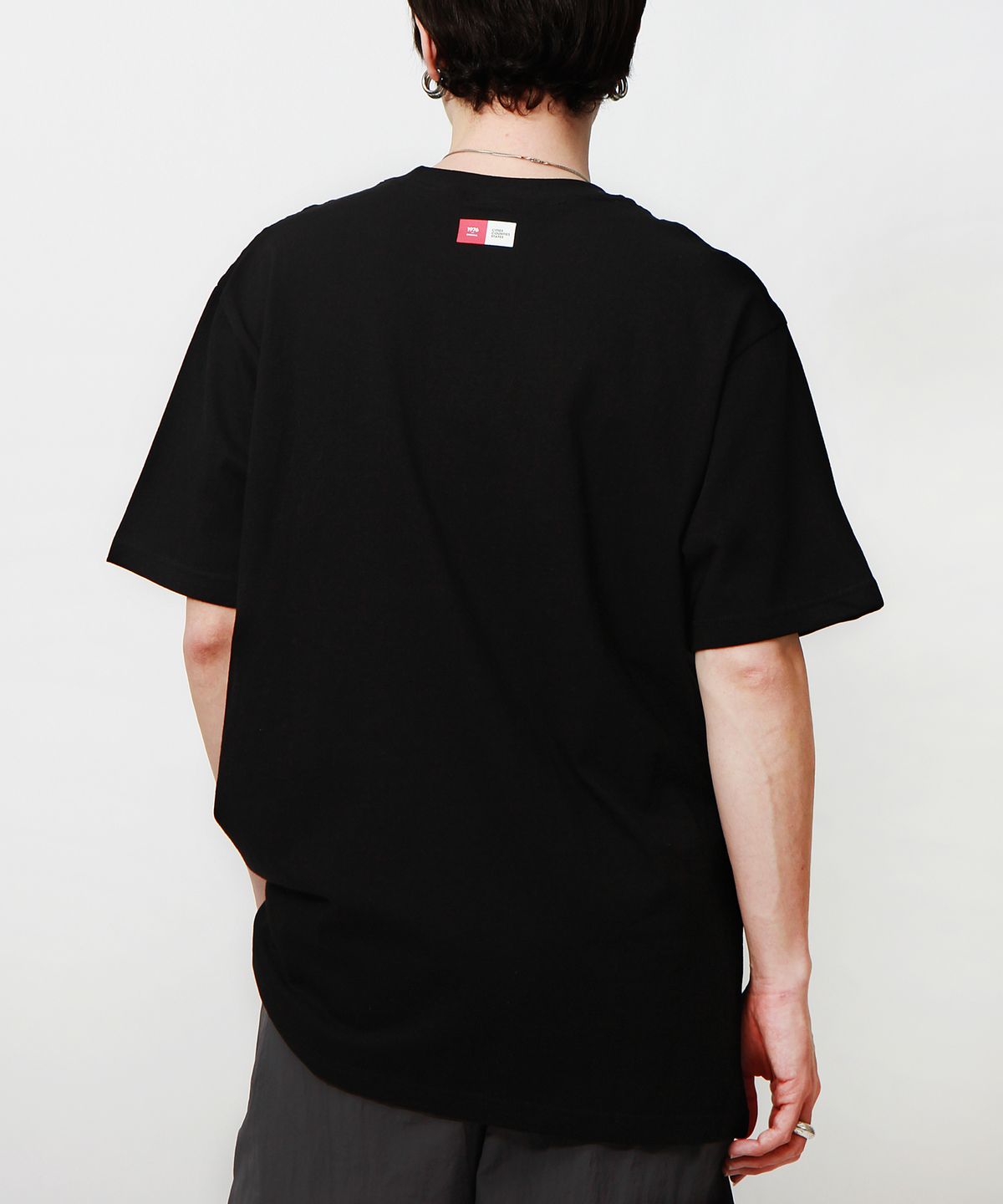 앱놀머씽(ABNORMALTHING) 심볼릭 미니 오버핏 티셔츠 블랙  (SYMBOLIC MINI T-SHIRT BLACK)