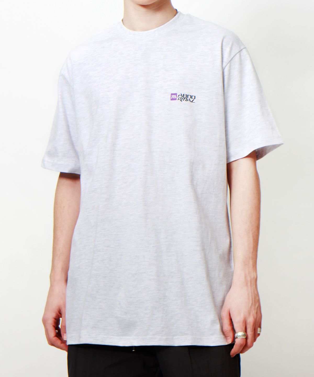 앱놀머씽(ABNORMALTHING) 심볼릭 미니 오버핏 티셔츠 라이트 그레이 (SYMBOLIC MINI T-SHIRT LIGHT GREY)