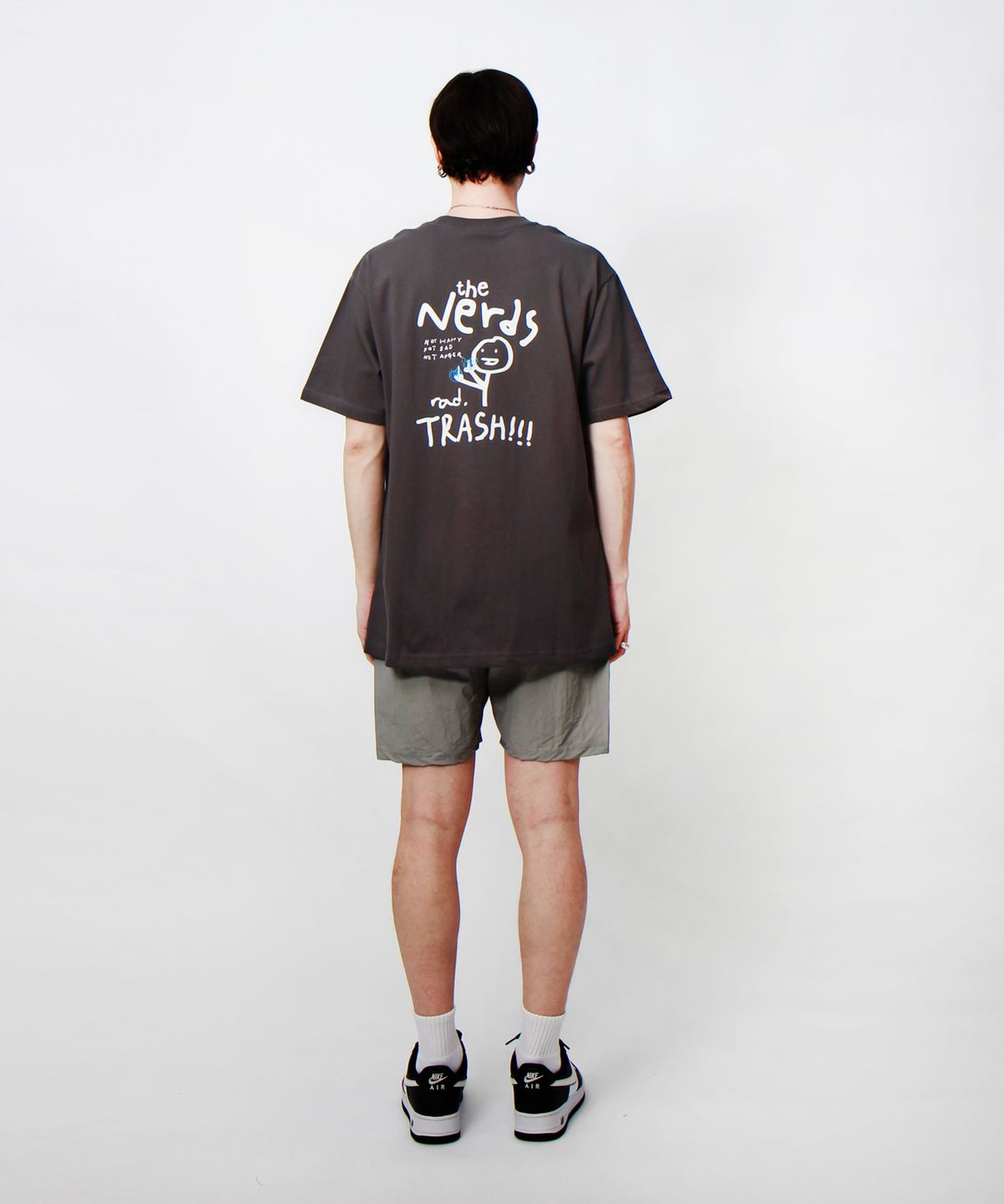 앱놀머씽(ABNORMALTHING) NERDS 티셔츠 차콜 (NERDS T-SHIRT CHARCOAL)