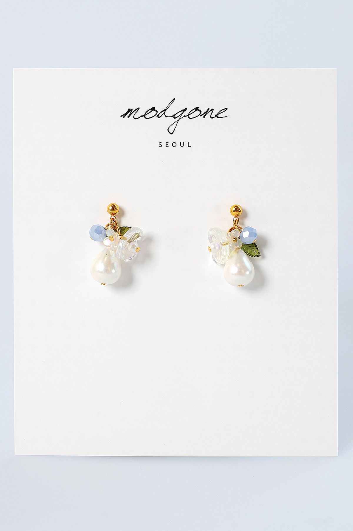 모드곤(MODGONE) 봄꽃 진주 귀걸이 Spring Flower Pearl Earring