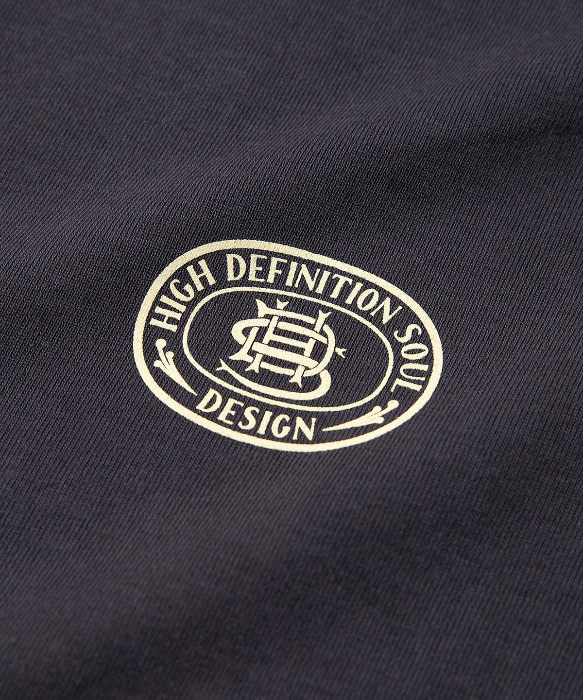 에이치디에스(HDS) MONOGRAM LOGO TEE - CHARCOAL