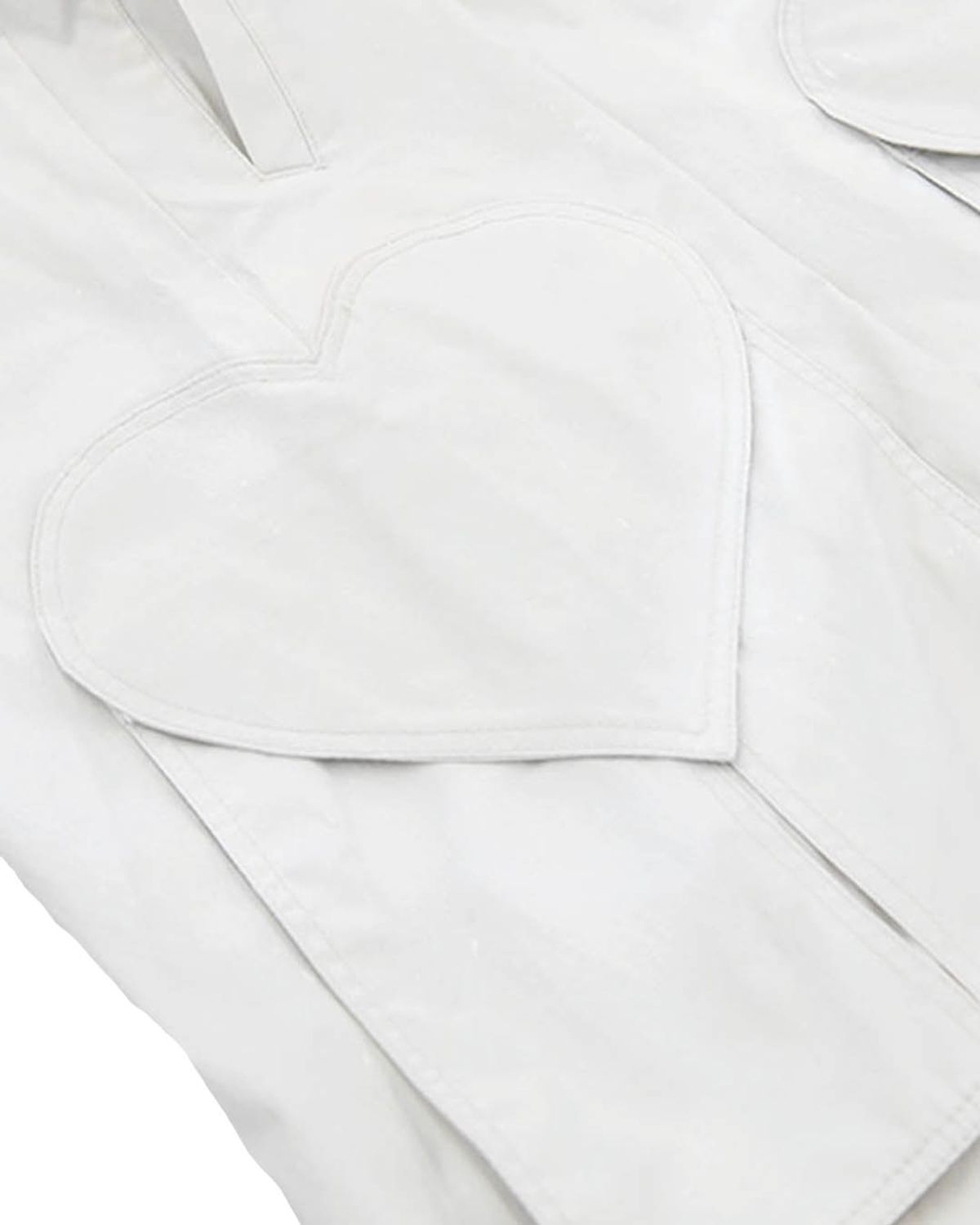 더뮤지엄비지터(THEMUSEUMVISITOR) HEART SPRAYED POCKET NYLON PANTS (IVORY)