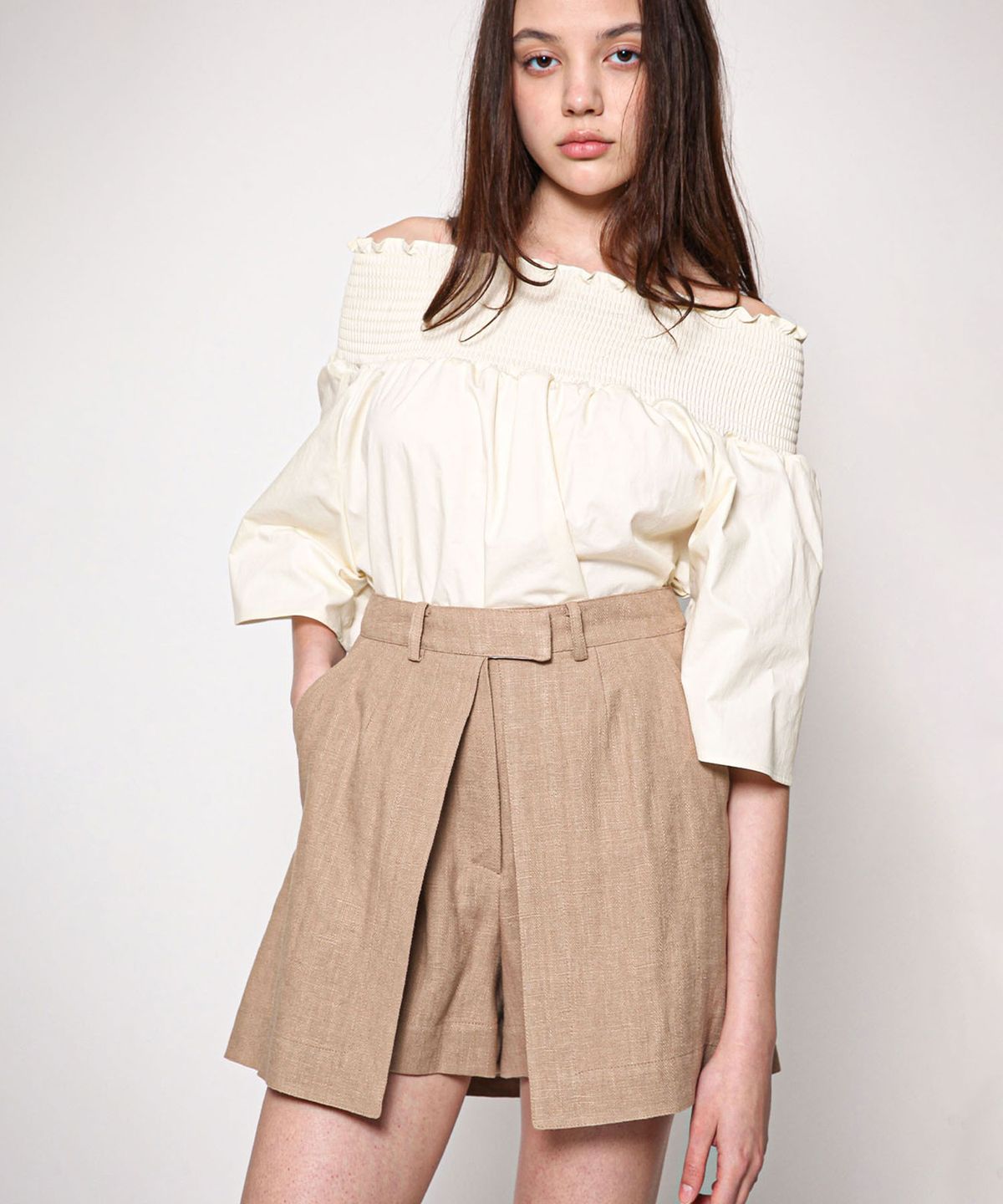 세컨드 아르무아(02ARMOIRE) Evelyn Top _ Cream