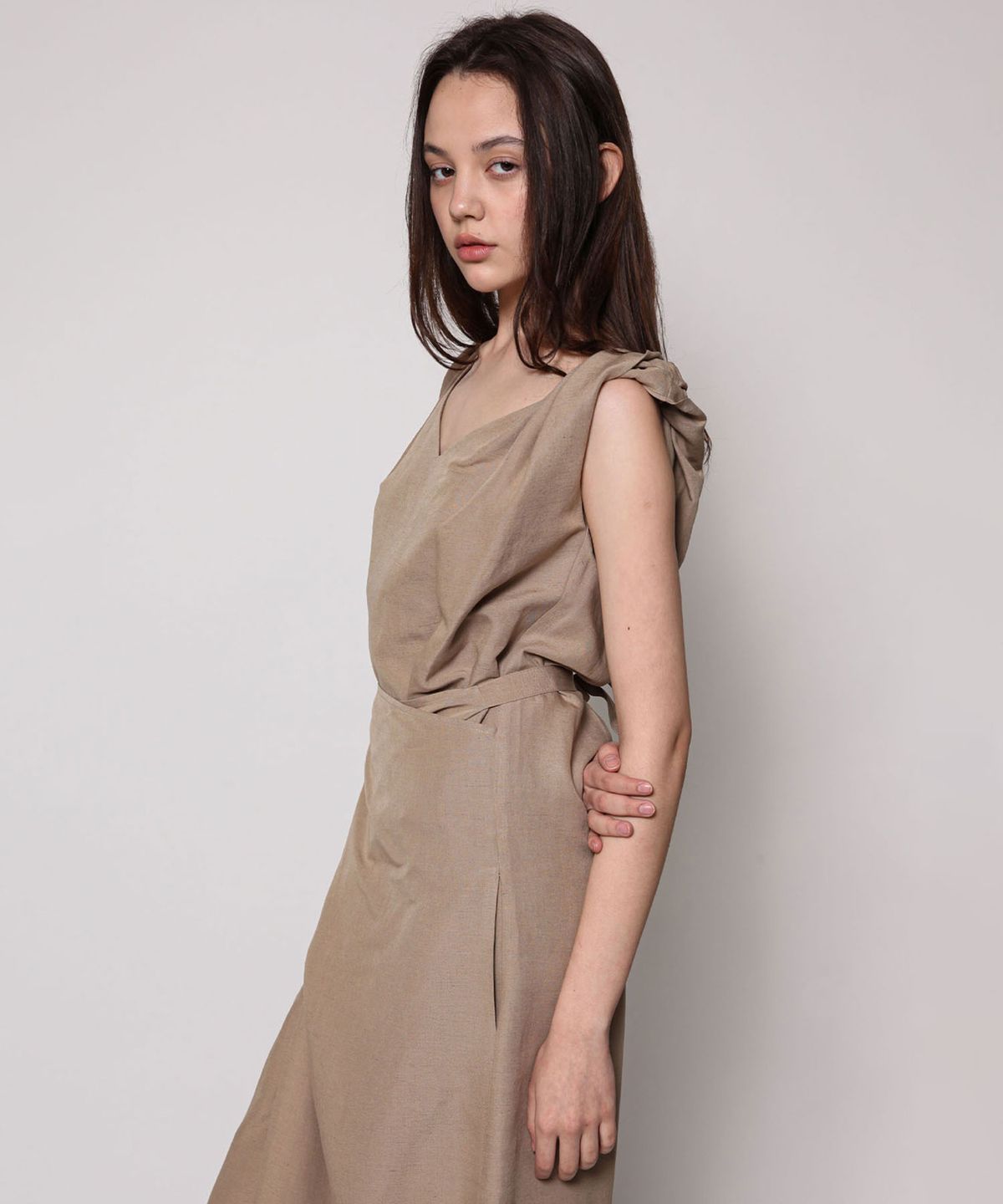 세컨드 아르무아(02ARMOIRE) Aida Dress _ Beige