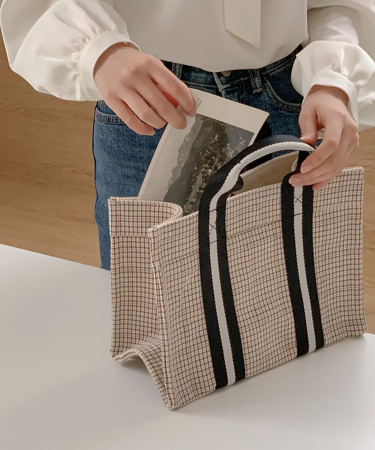 오알오알(OROR) book tote bag 005 check beige