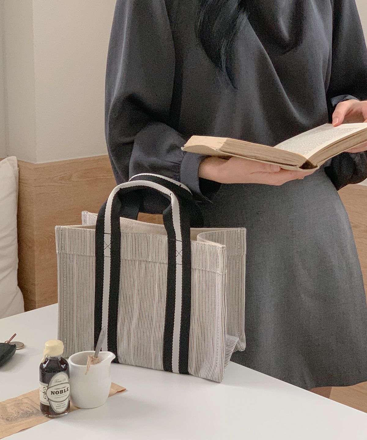 오알오알(OROR) book tote bag 006 stripe beige