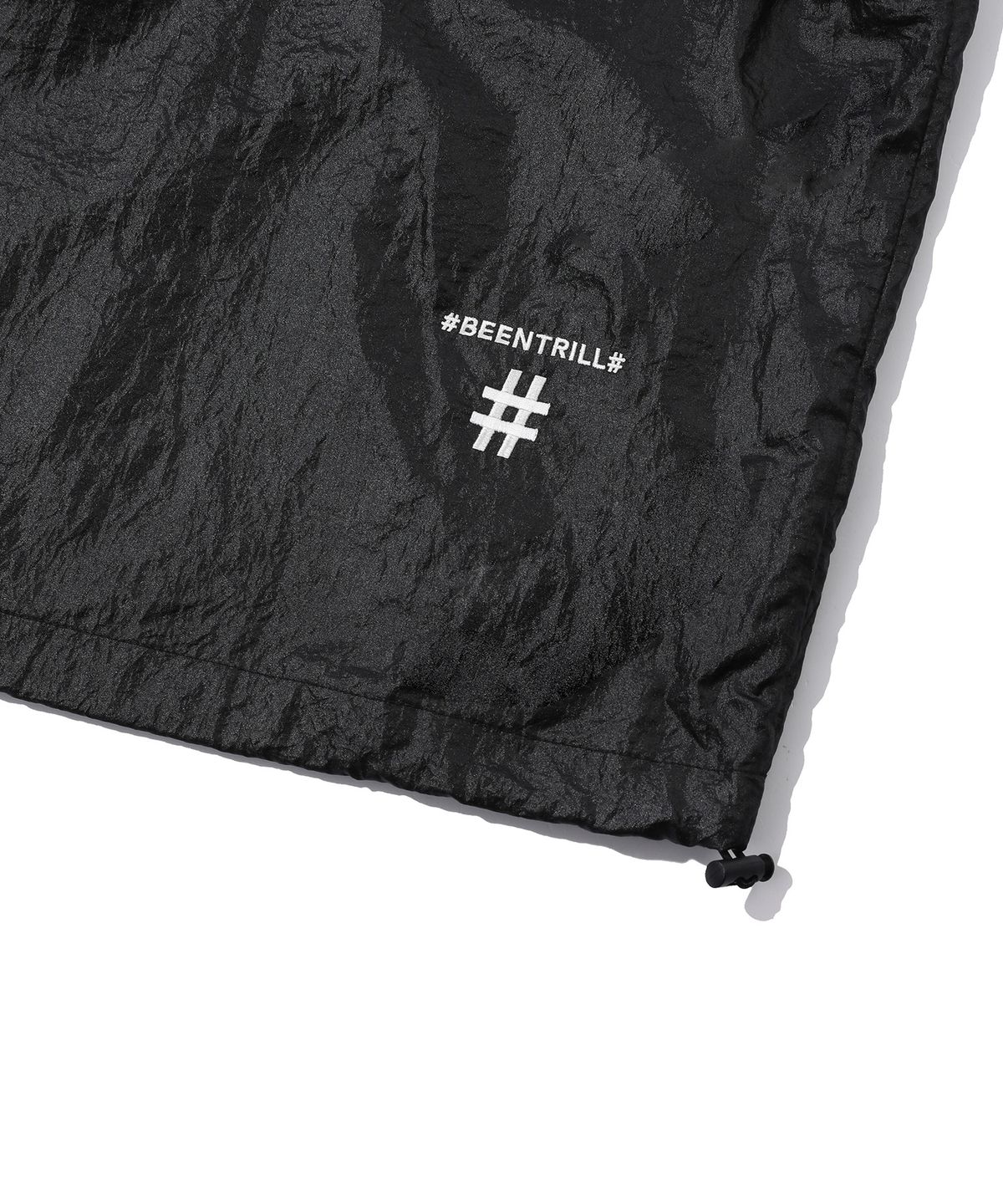 빈트릴(BEENTRILL) 글리터 후디 컴포트핏 베스트(블랙)