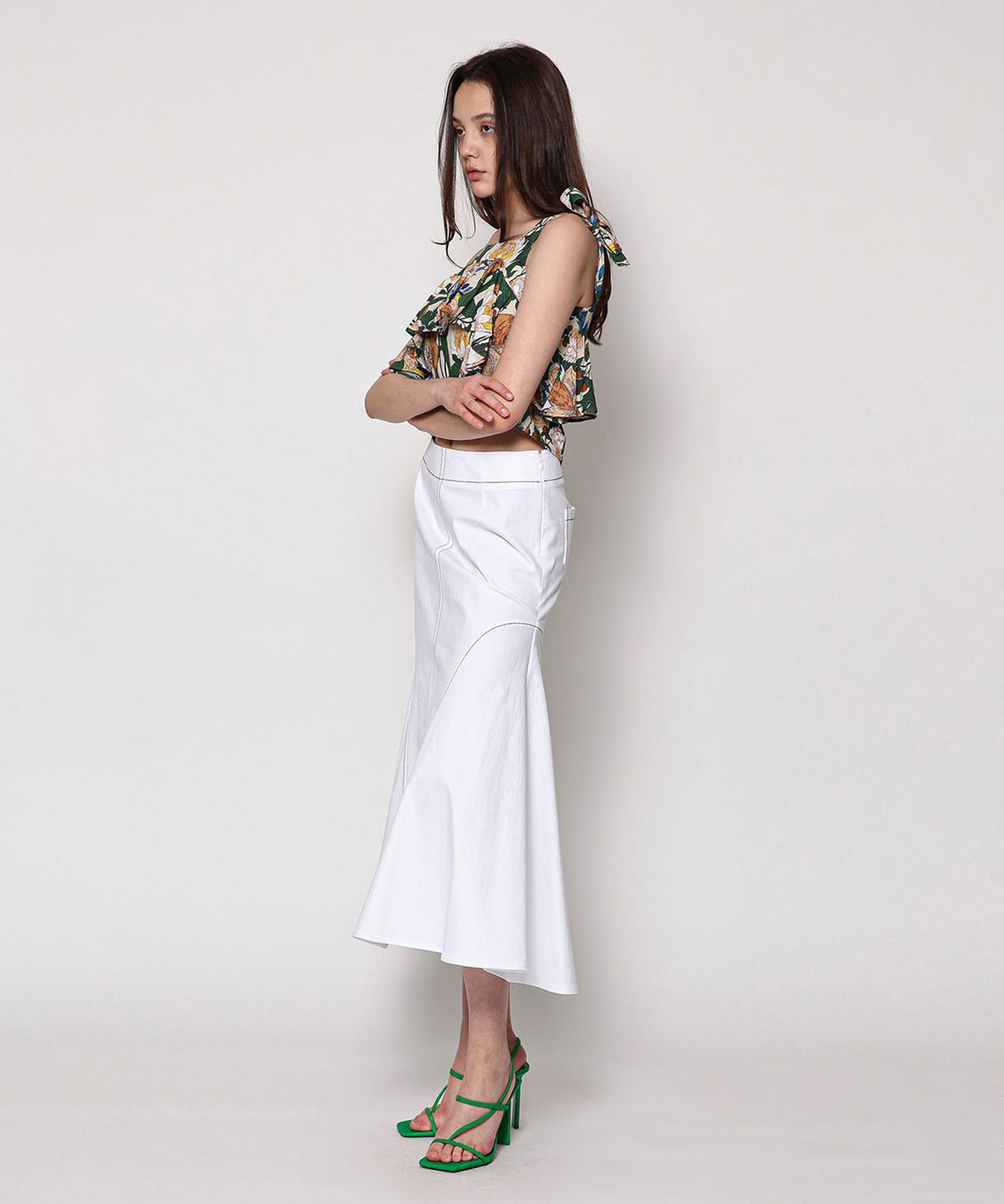 세컨드 아르무아(02ARMOIRE) April Skirt _ White