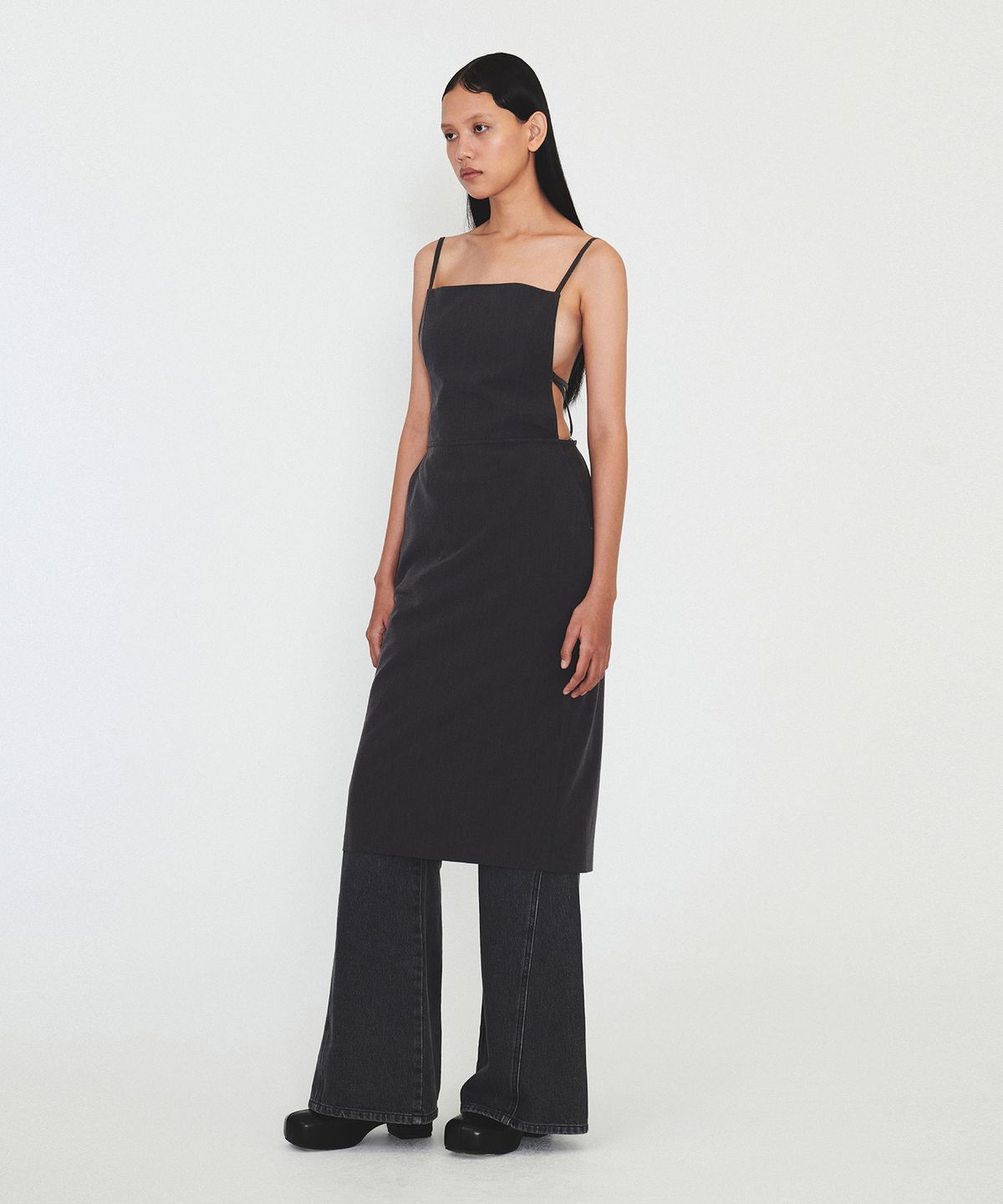 다이애그널(DIAGONAL) STRAP SLEEVELESS DRESS  (dark grey)