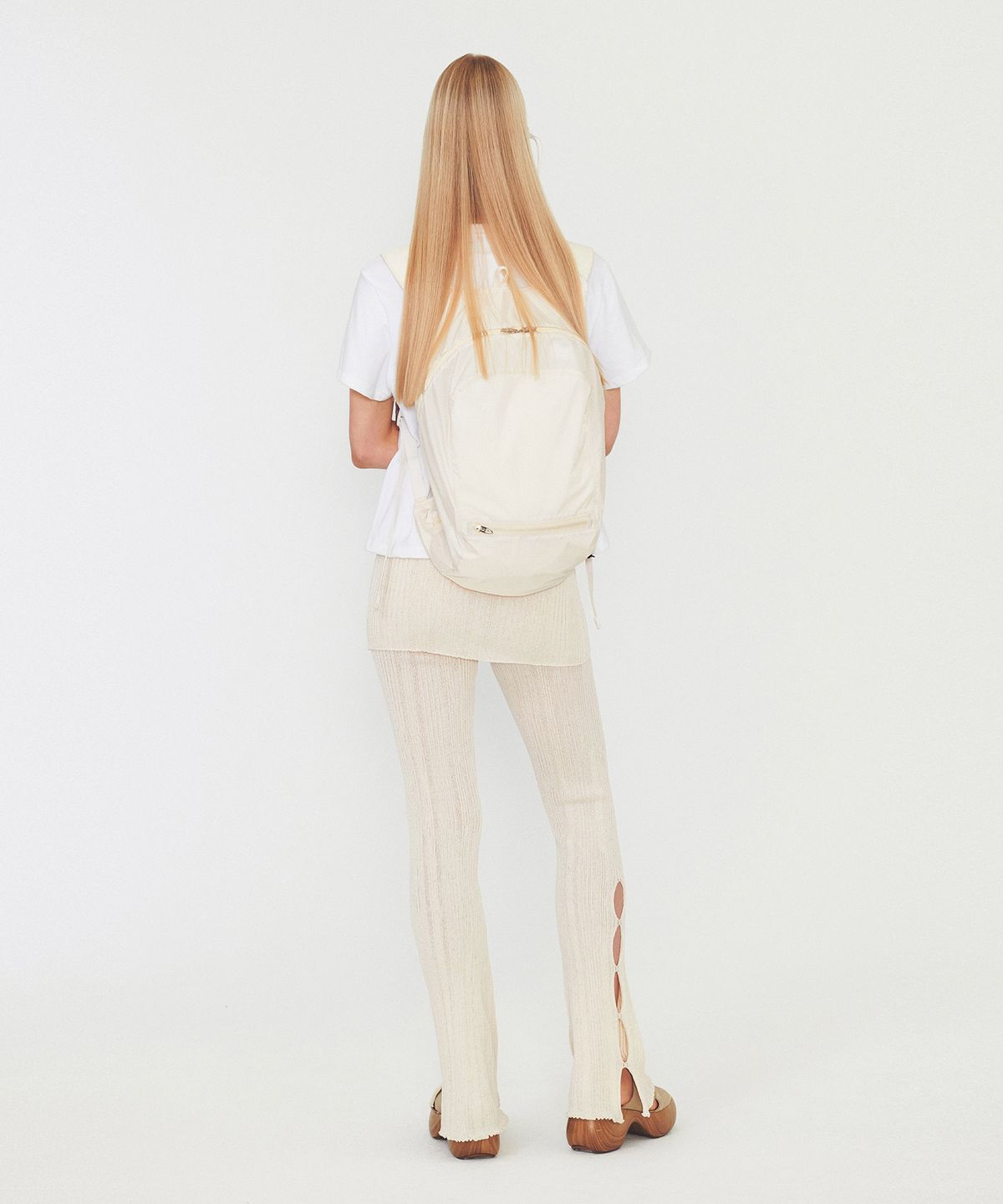 다이애그널(DIAGONAL) LIGHT PACKABLE BACKPACK (ivory)