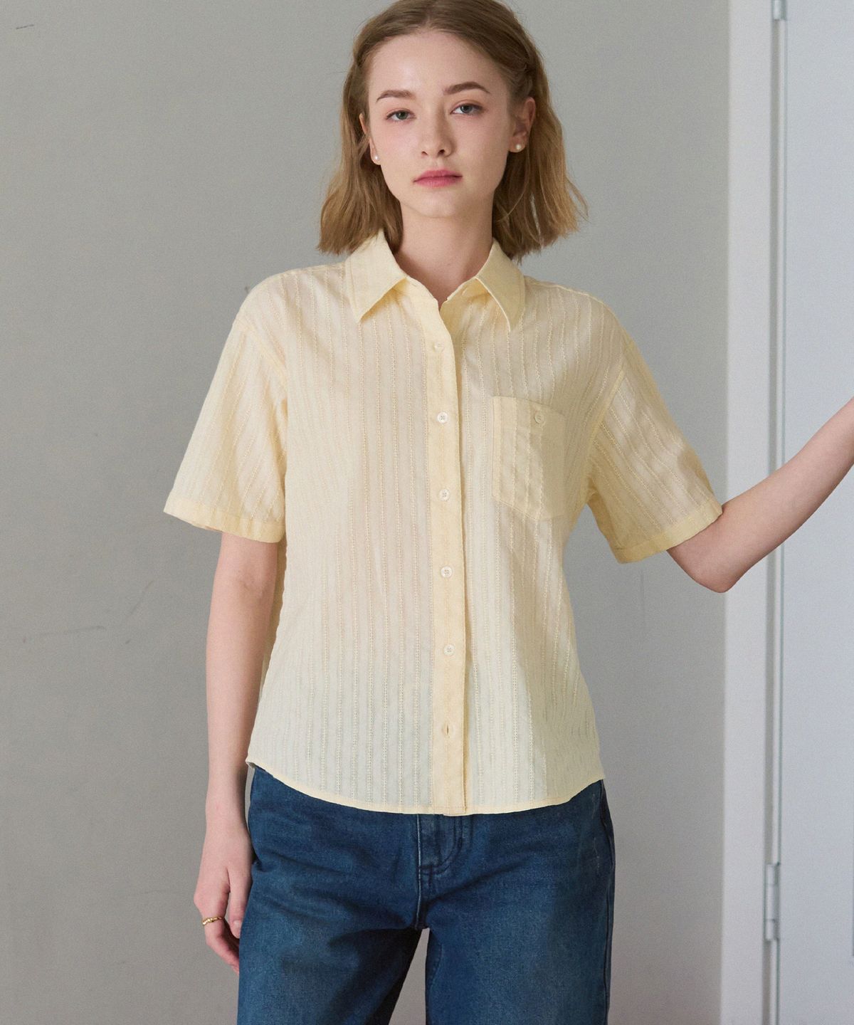 드로우핏 우먼(DRAWFIT WOMEN) 레이스 스트라이프 반팔 셔츠 [WHITE]
