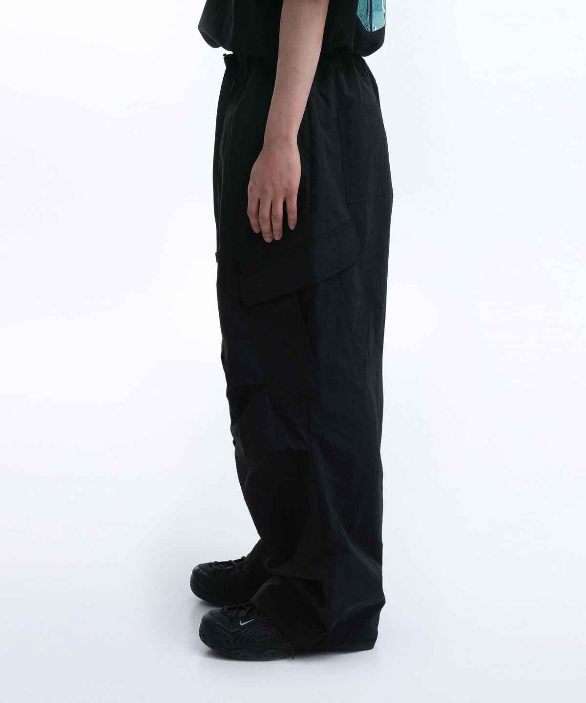오픈야드(오와이)(OPENYARD(OY)) NYLON CARGO PANTS-BLACK