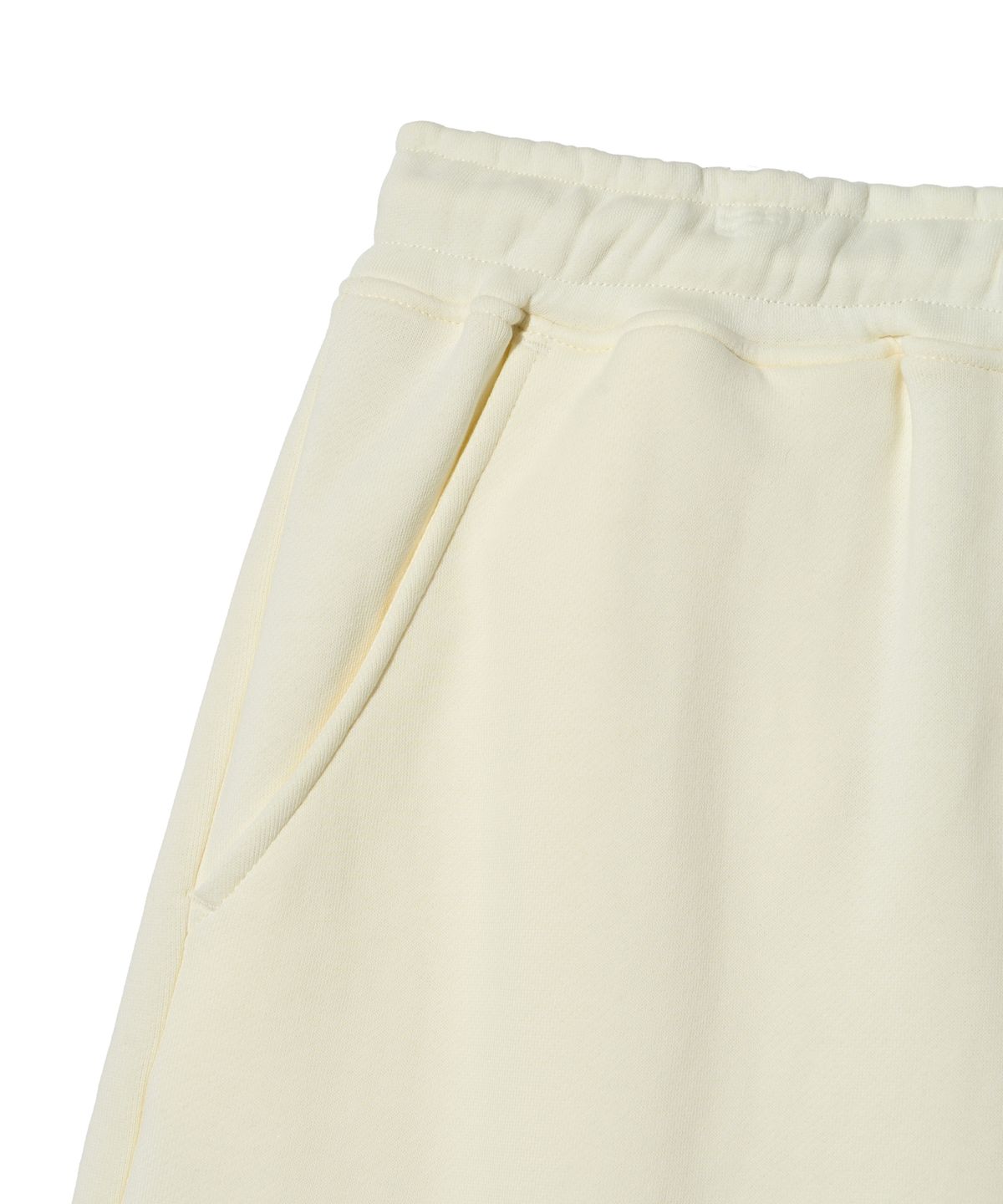 예일(YALE) SMALL 2 TONE ARCH SWEAT SHORTS CREAM