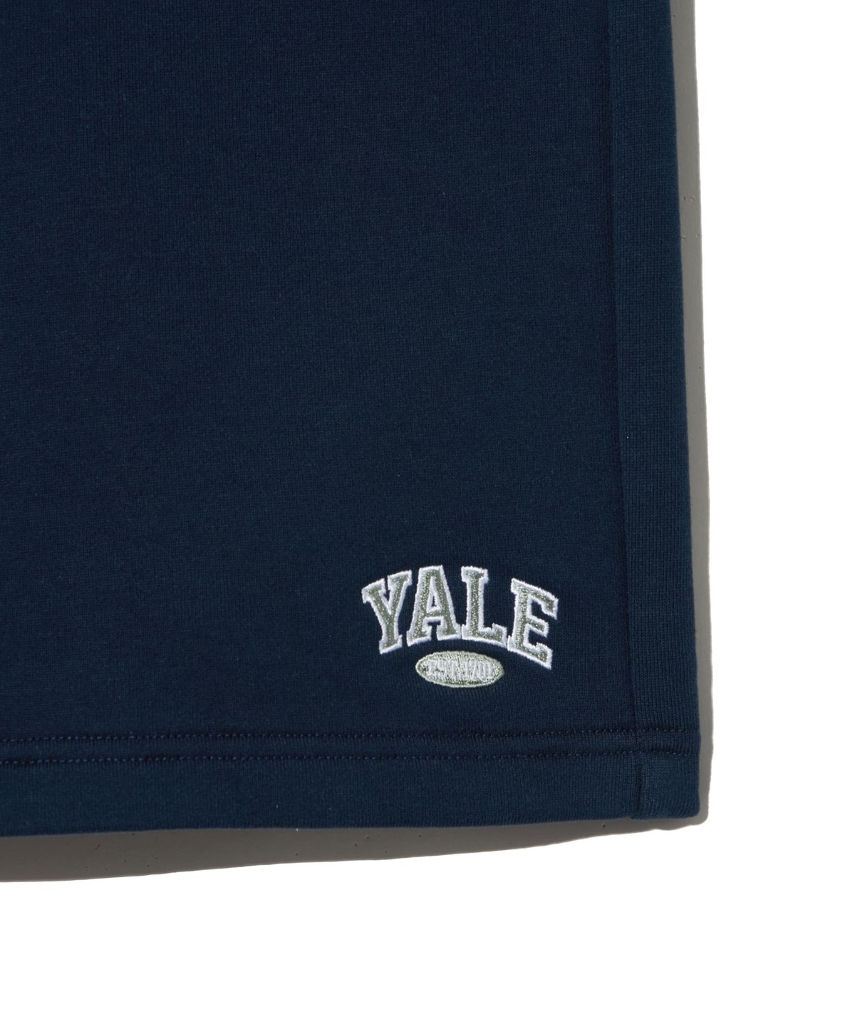 예일(YALE) 스몰 투톤아치 스웻쇼츠 네이비